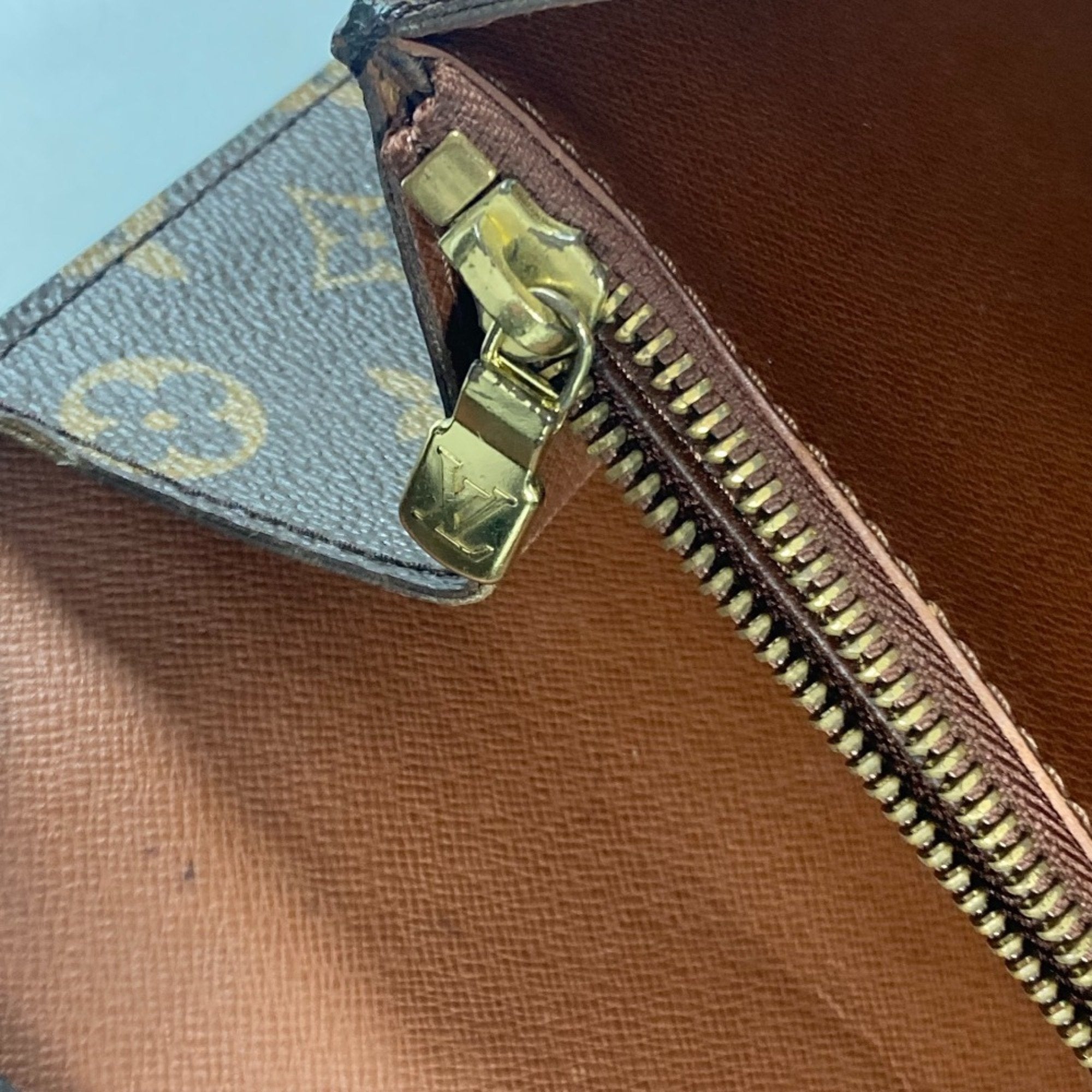 Louis Vuitton Brown Monogram Monogram Briefcase
