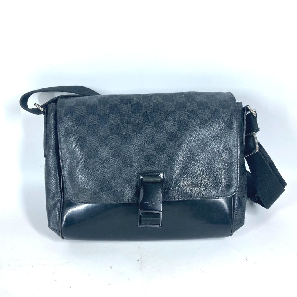Louis Vuitton Black Damier Graphite Messenger Bag Shoulder Bag