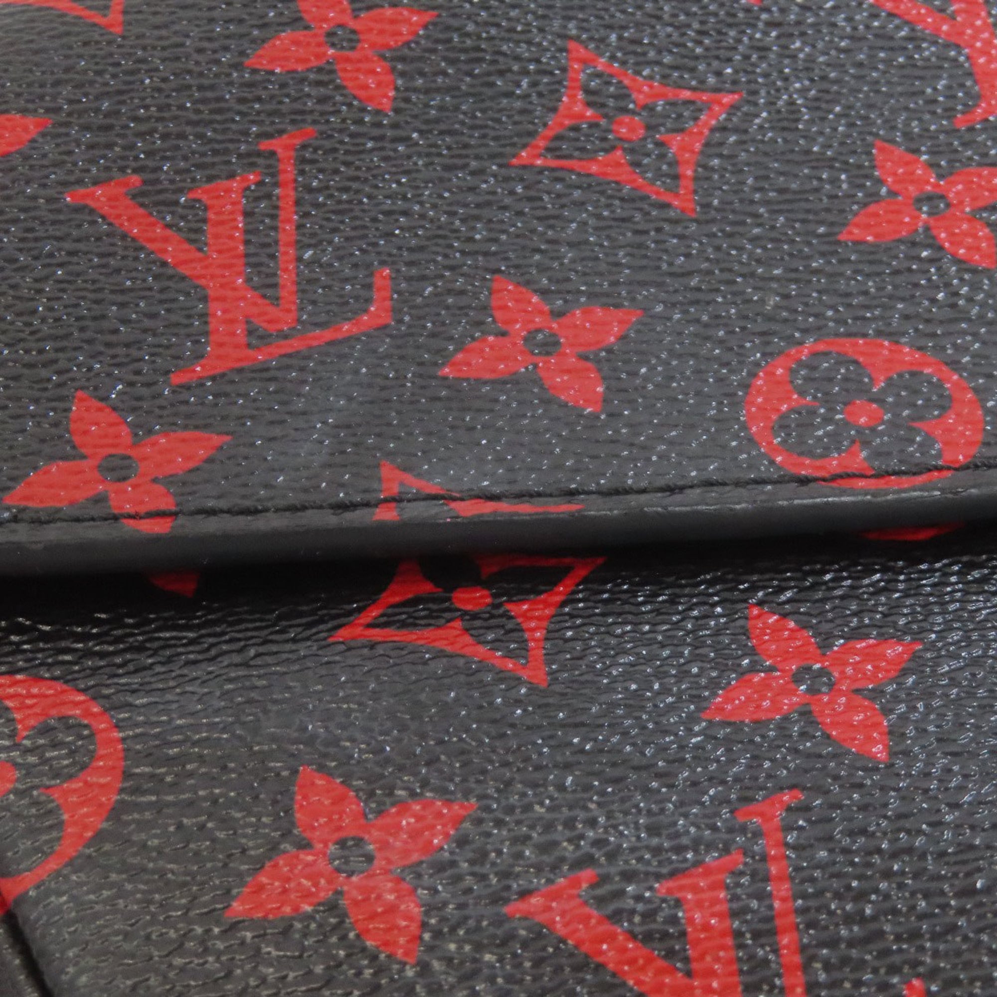 Louis Vuitton Monogram Handbag Pochette