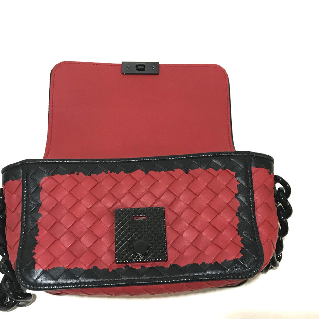 Bottega Veneta Intrecciato Black Red Color Intrecciato Shoulder Bag