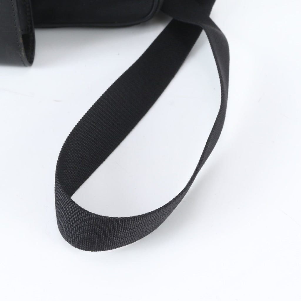 Gucci Black Leather Nylon Shoulder Bag (Pre-Owned)