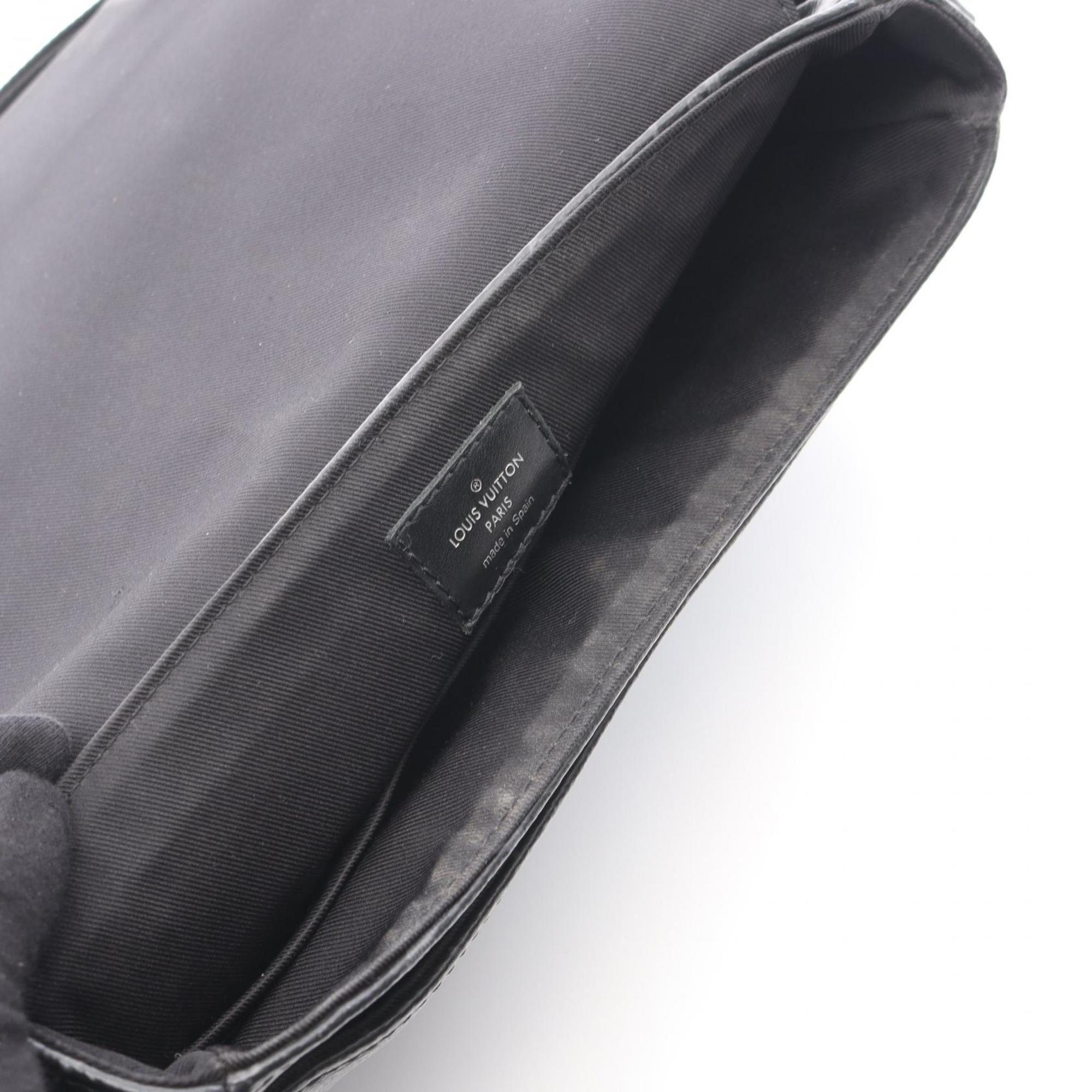 Louis Vuitton Black Monogram Eclipse Handbag Shoulder Bag