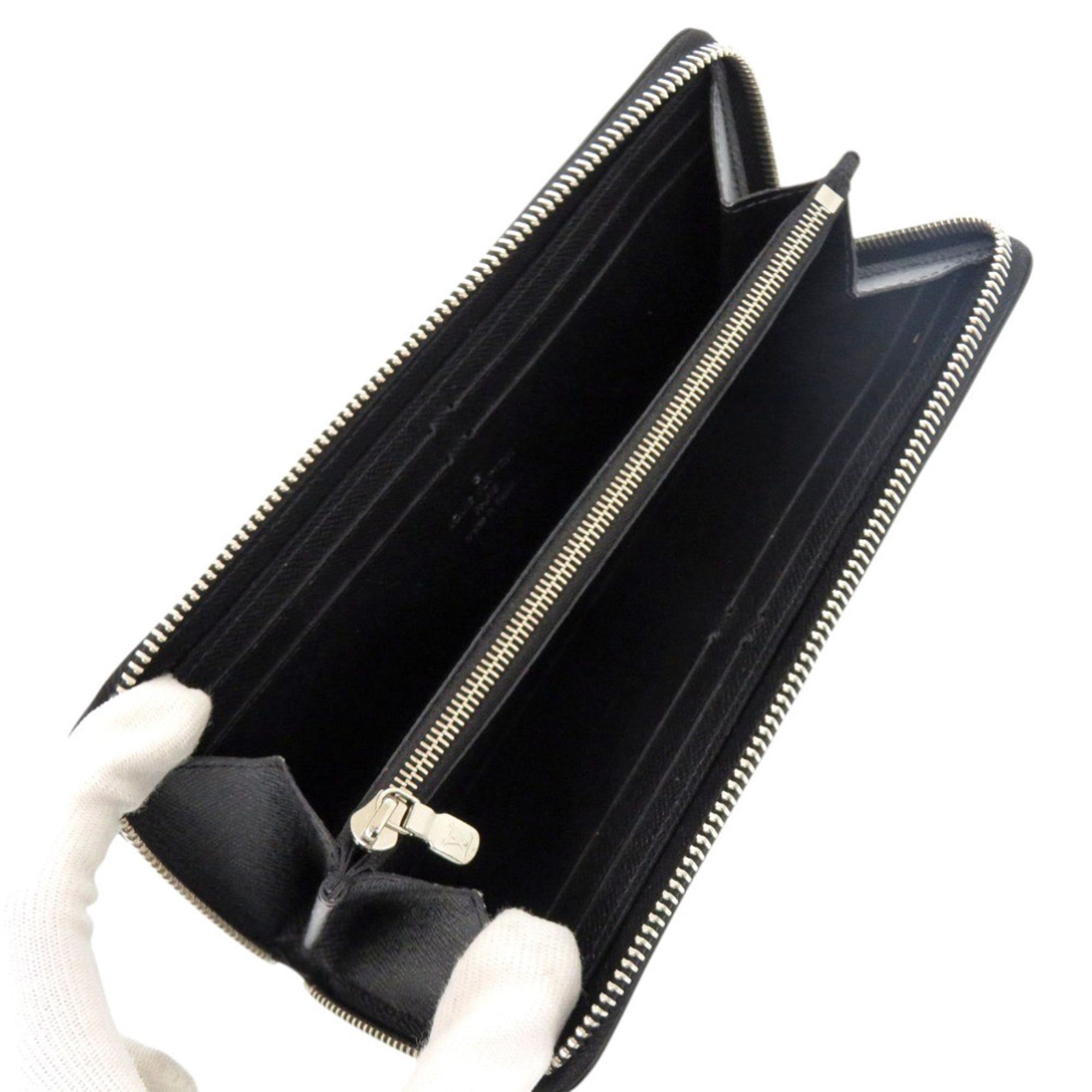 Louis Vuitton Noir Epi Leather Long Wallet