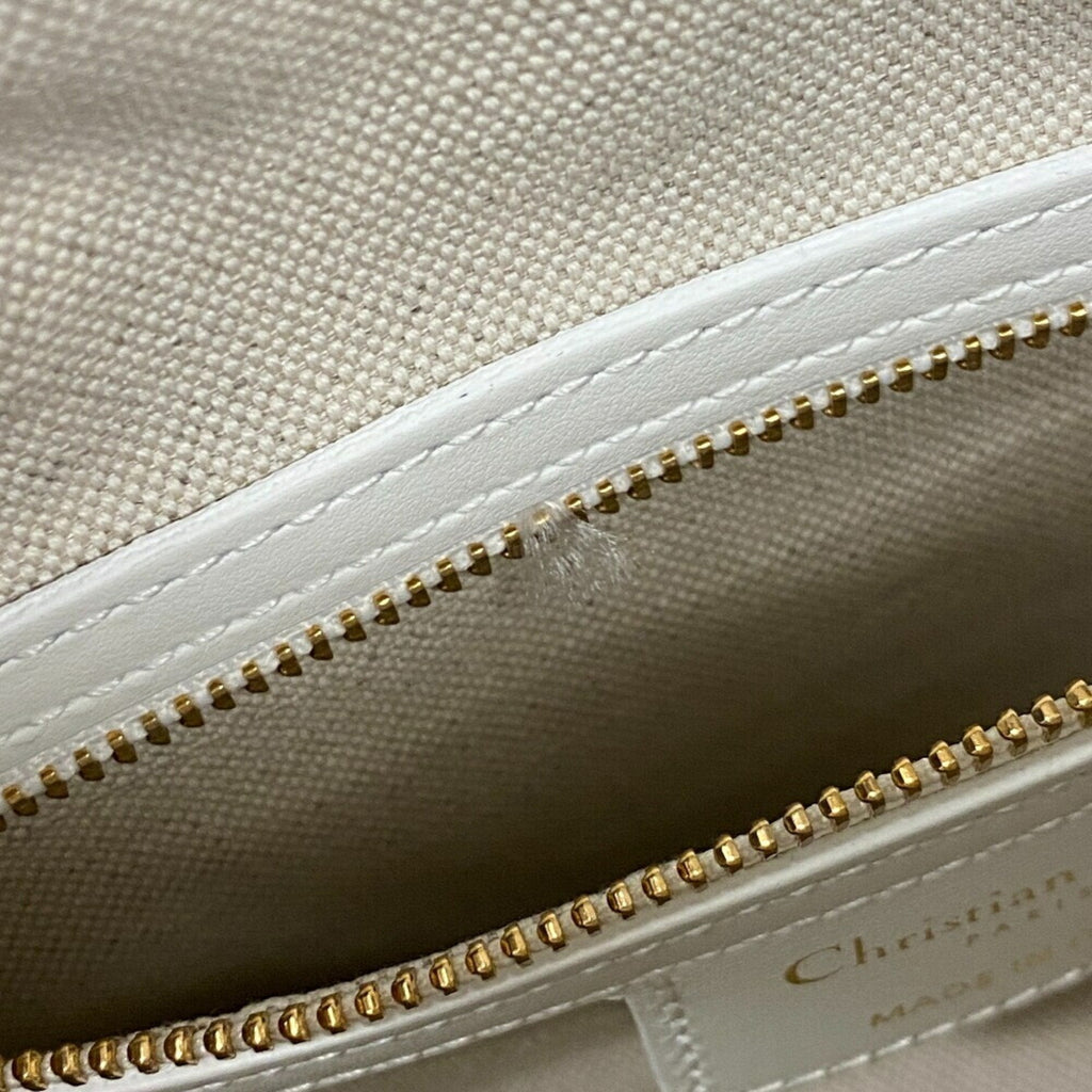 Christian Dior Navy White Leather Handbag (Pre-Owned)