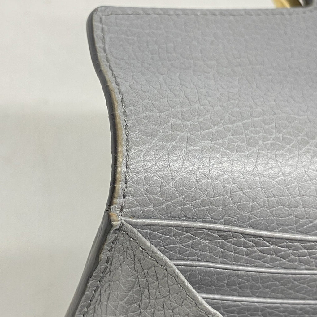 Gucci Gray Leather Long Wallet (Bi-Fold) (Pre-Owned)