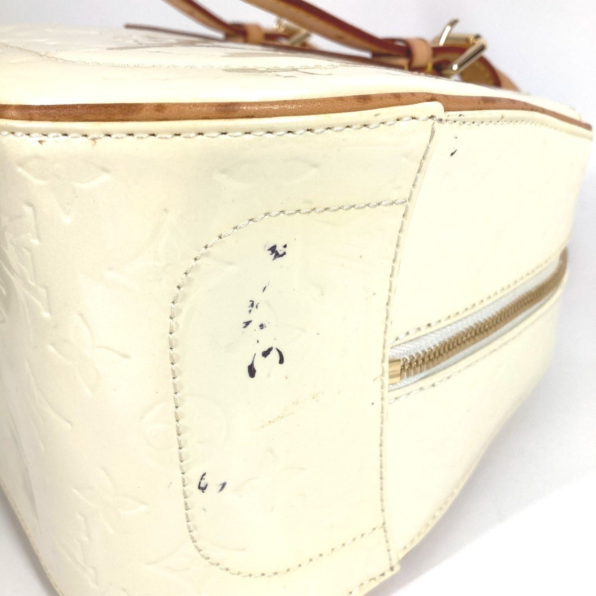 Louis Vuitton Pearl White Monogram Vernis Handbag Shoulder Bag Tote Bag