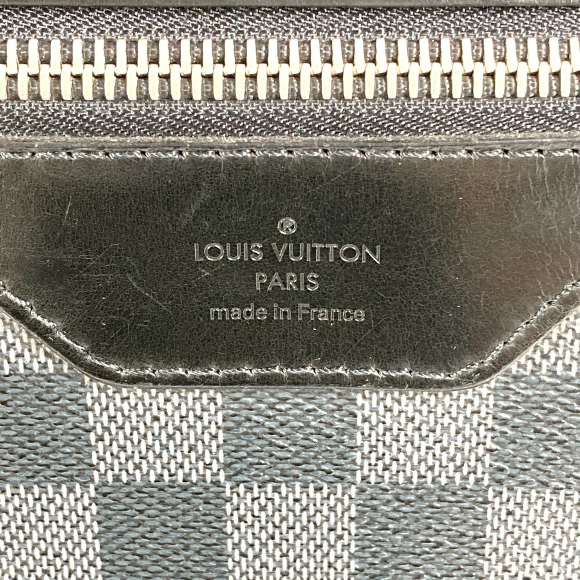 Louis Vuitton Black Damier Graphite Messenger Bag Shoulder Bag