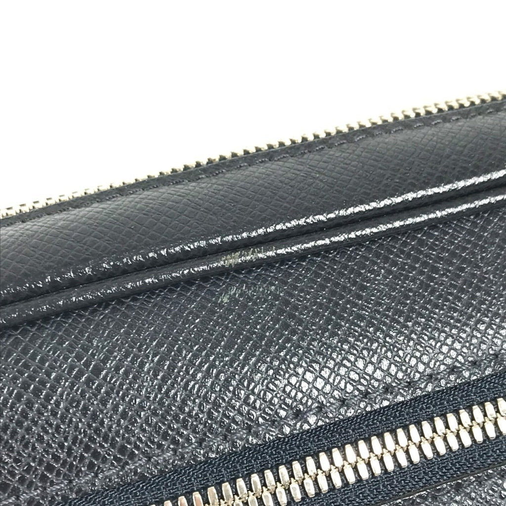 Louis Vuitton Navy Navy Blue Taiga Leather Clutch Bag Pochette Pouch