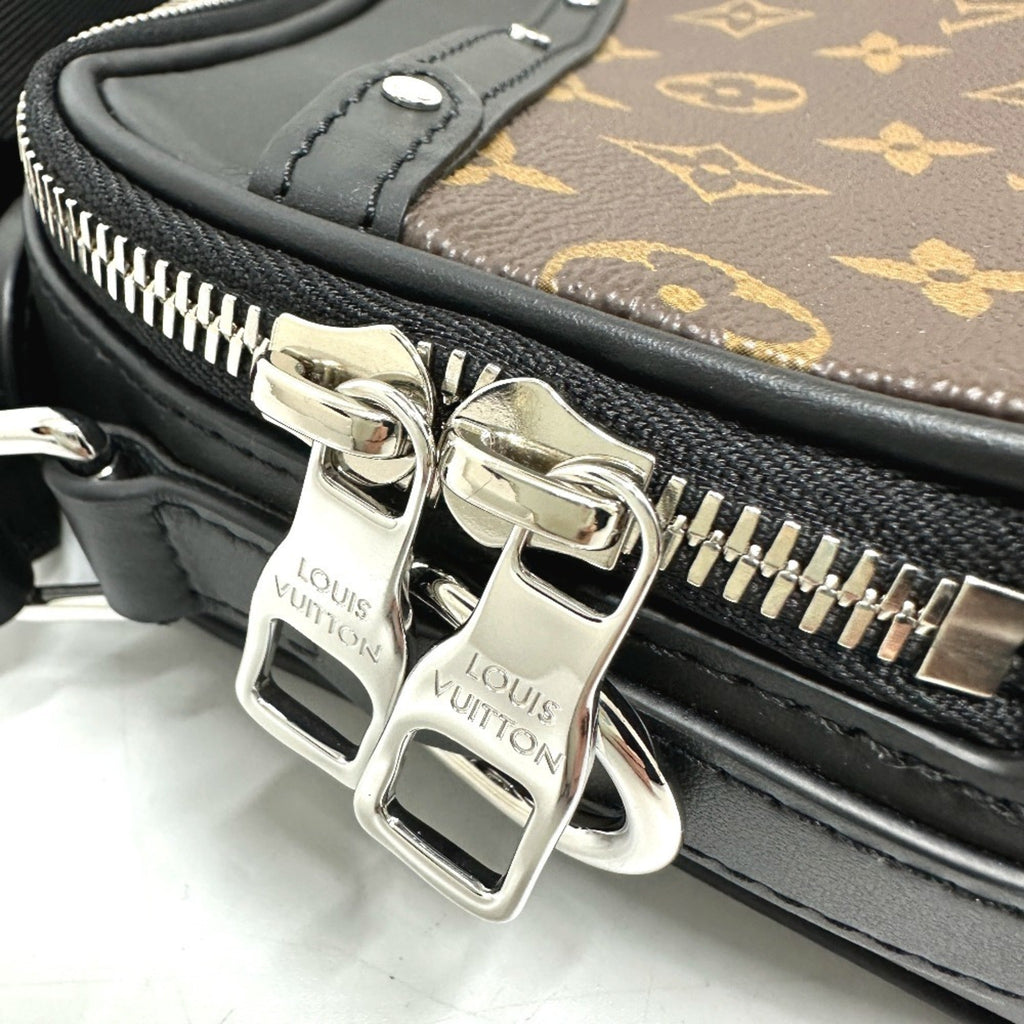 Louis Vuitton Brown Leather Shoulder Bag