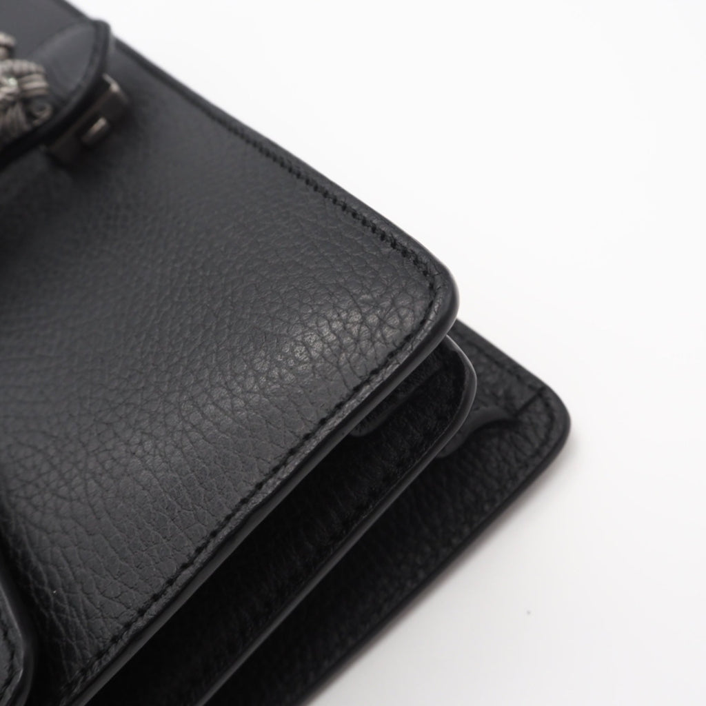 Gucci Black Leather Shoulder Bag (Pre-Owned)