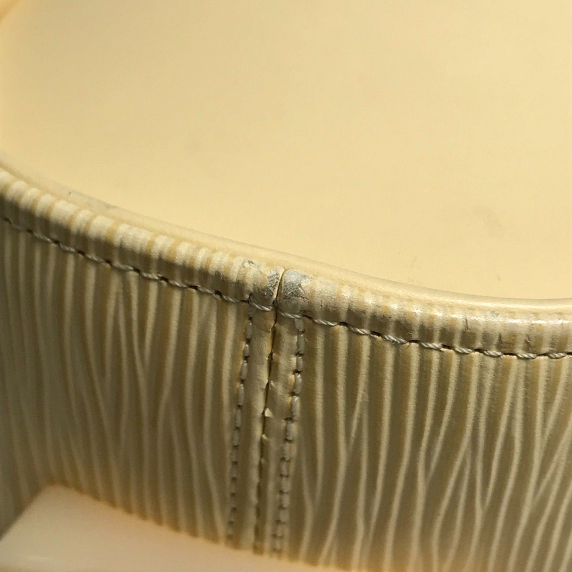 Louis Vuitton Vanilla Yellow Epi Leather Shoulder Bag