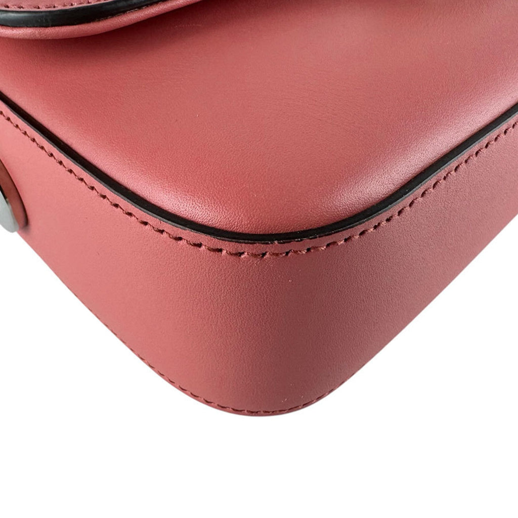 Gucci Pink Leather Shoulder Bag (Pre-Owned)