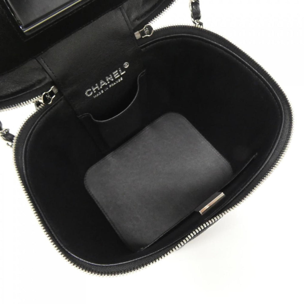 Chanel Black Grained Calfskin Shoulder Bag