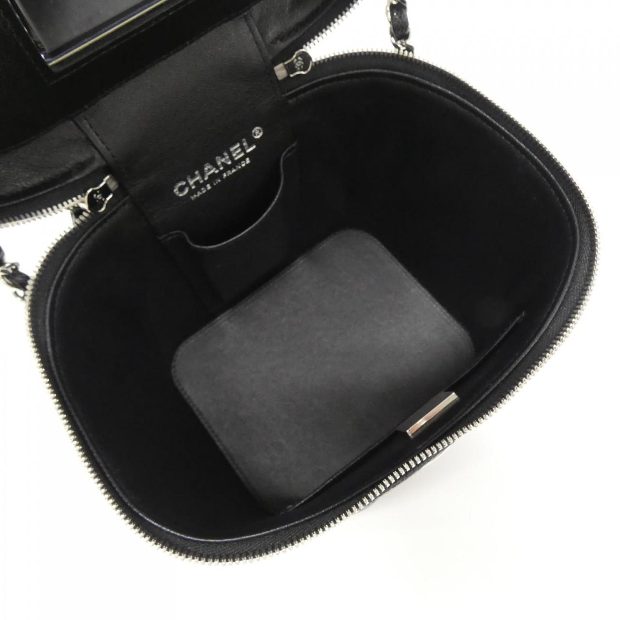 Chanel Black Grained Calfskin Shoulder Bag