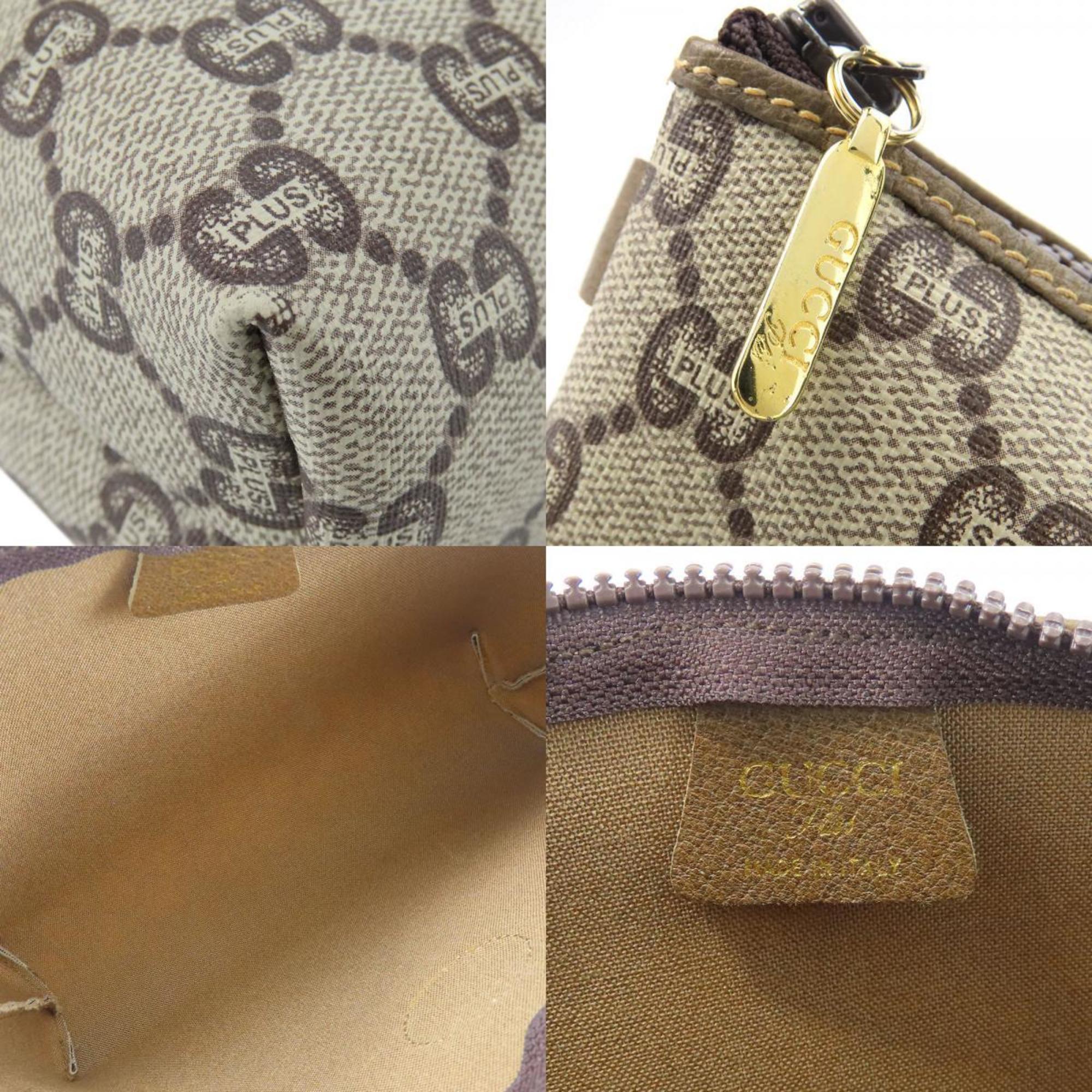 Gucci Beige Gg Plus Clutch Bag Pouch (Pre-Owned)