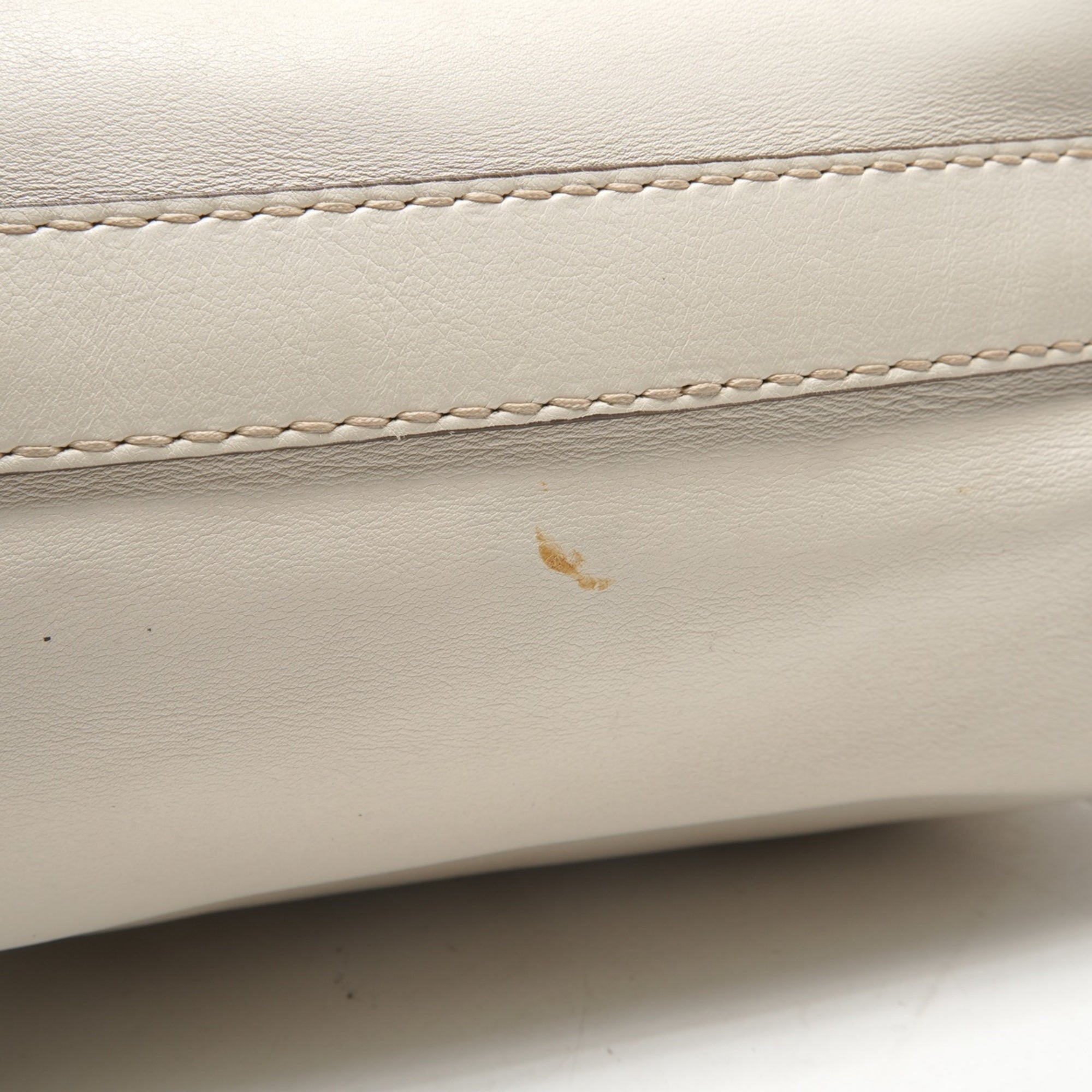 Gucci White Shoulder Bag Tote Bag (Pre-Owned)