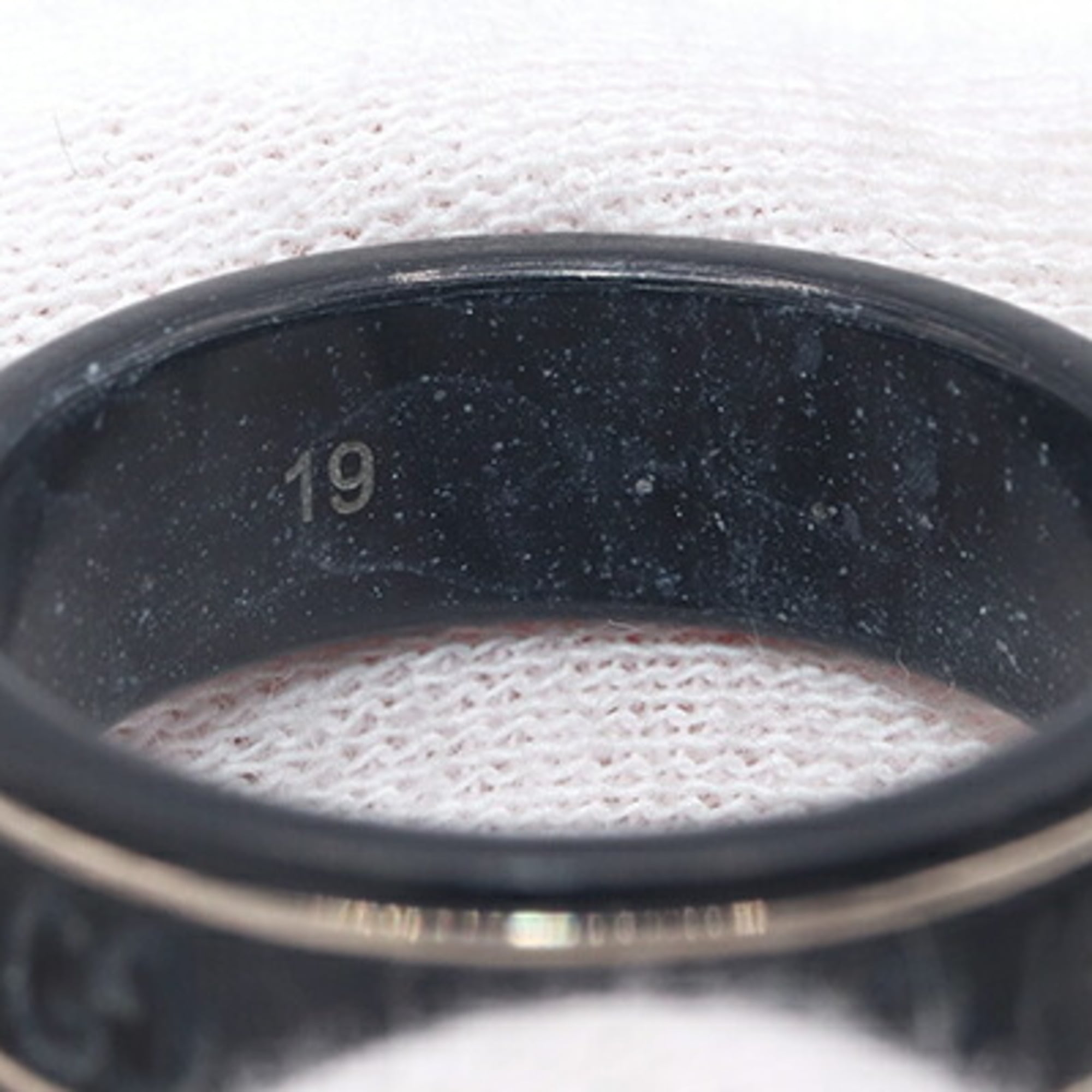 Gucci Silver Black Band Ring (Pre-Owned)