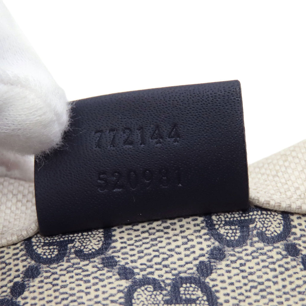 Gucci Navy White Canvas Handbag (Pre-Owned)