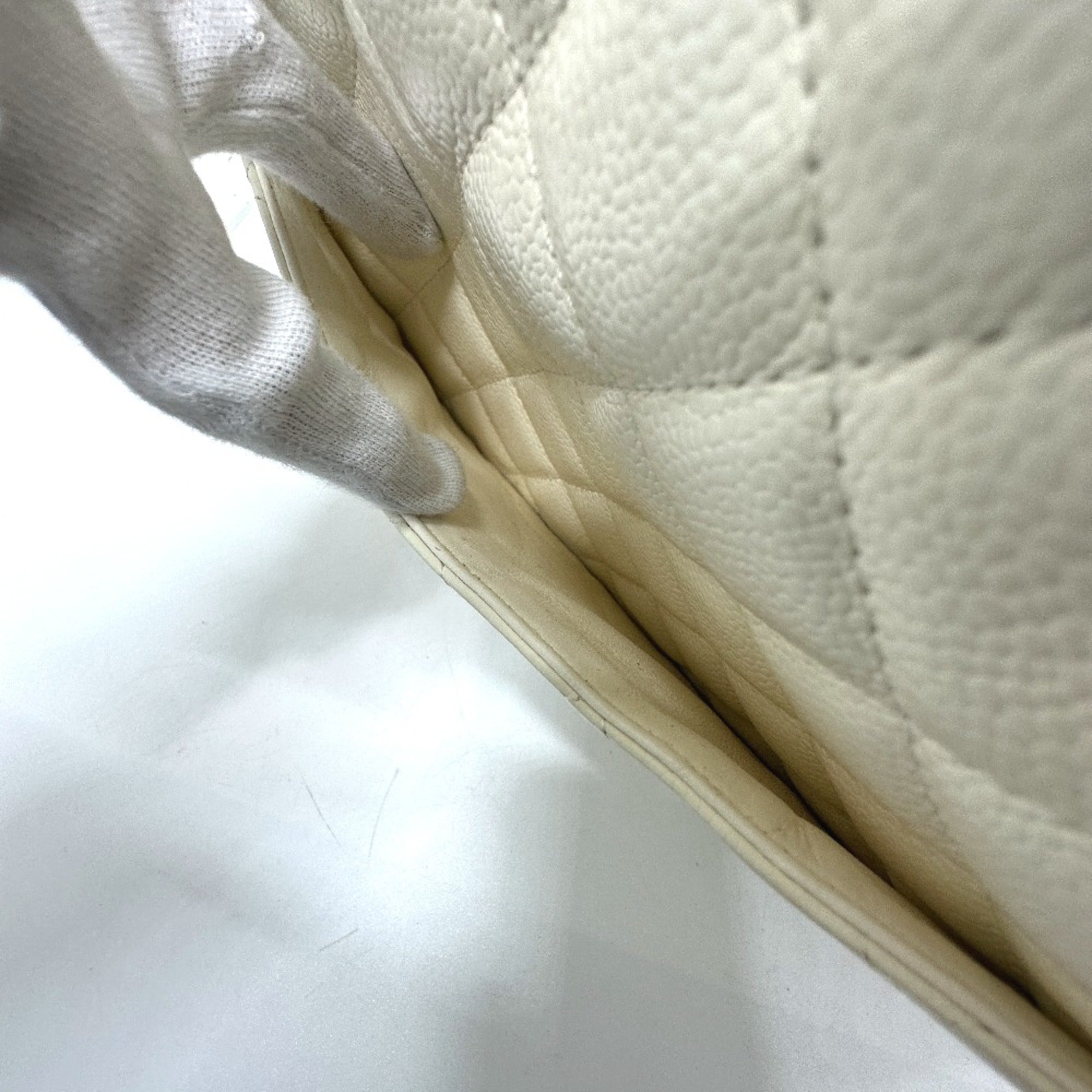 Chanel White Leather Handbag