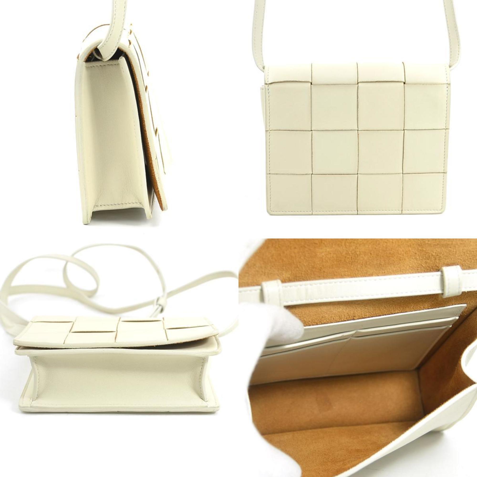 Bottega Veneta Ivory Leather Shoulder Bag