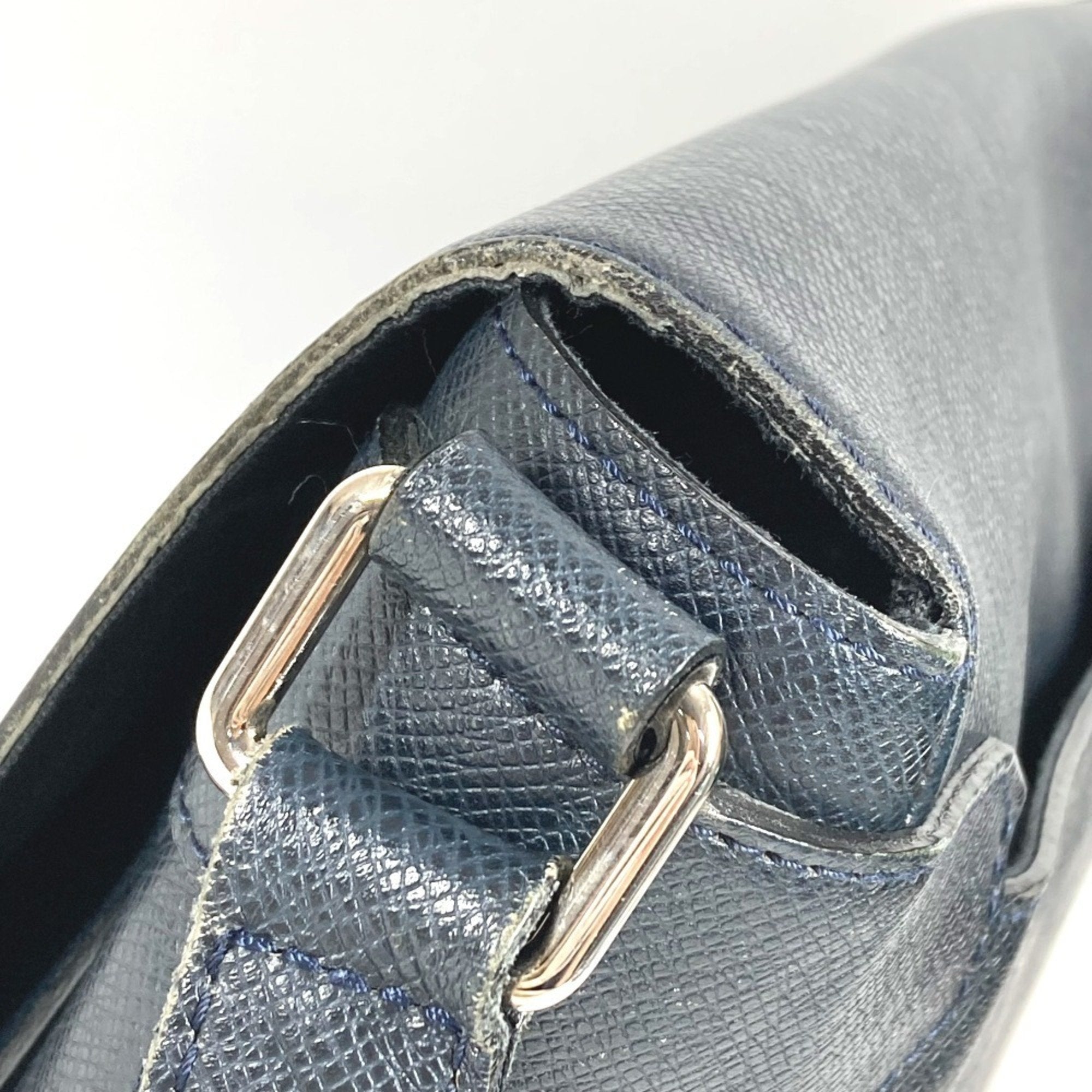 Louis Vuitton Boreal Galle Navy Taiga Leather Messenger Bag Shoulder Bag