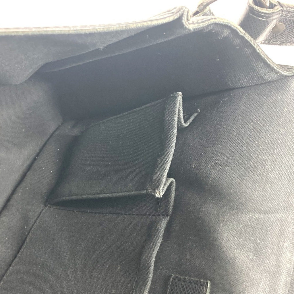 Louis Vuitton Ardoise Black Taiga Leather Shoulder Bag