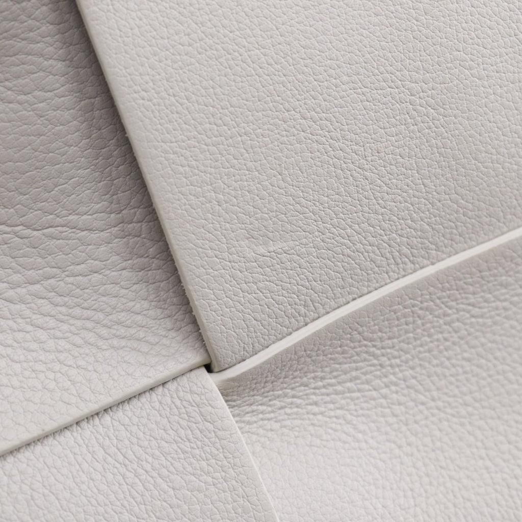 Bottega Veneta White Leather Handbag