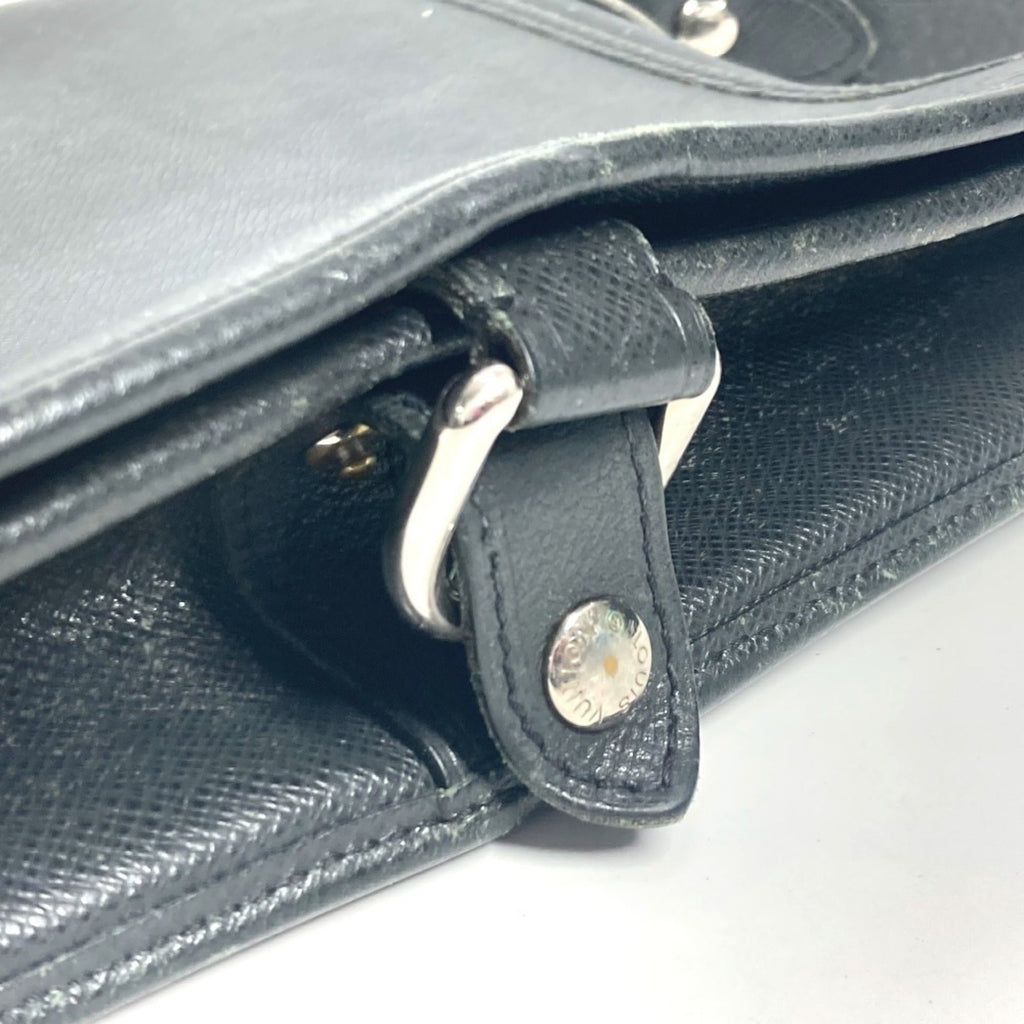 Louis Vuitton Ardoise Black Taiga Leather Shoulder Bag