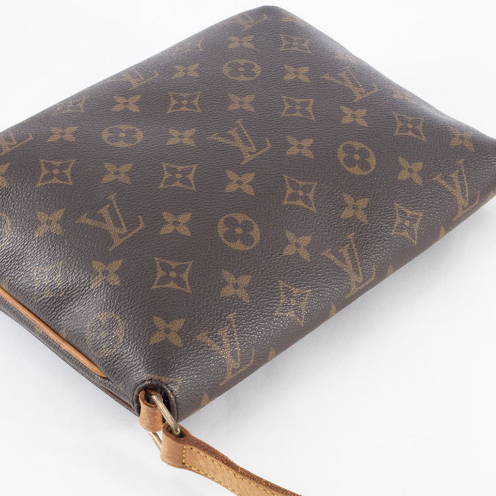 Louis Vuitton Brown Monogram Monogram Canvas Shoulder Bag