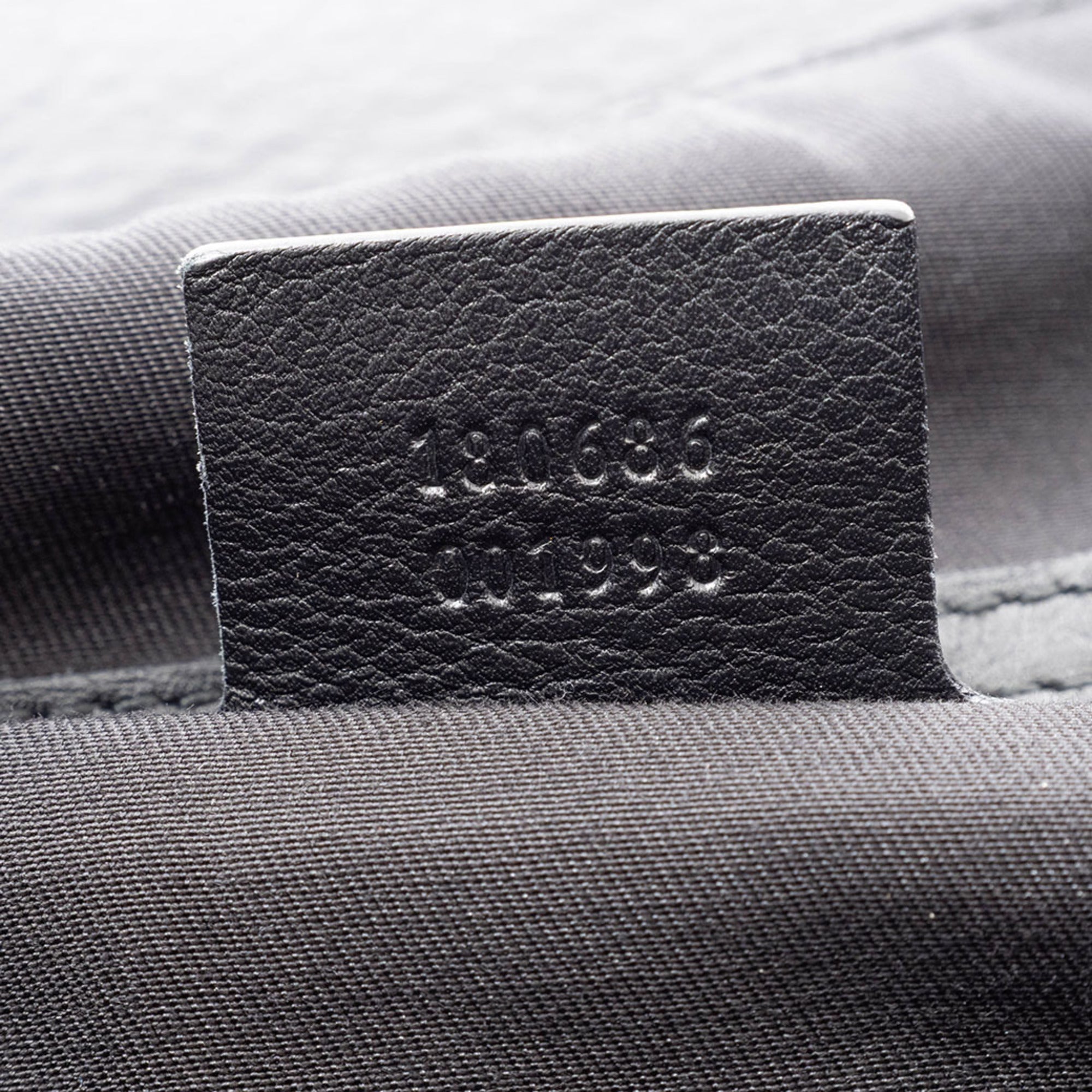 Gucci Black Leather Shoulder Bag (Pre-Owned)