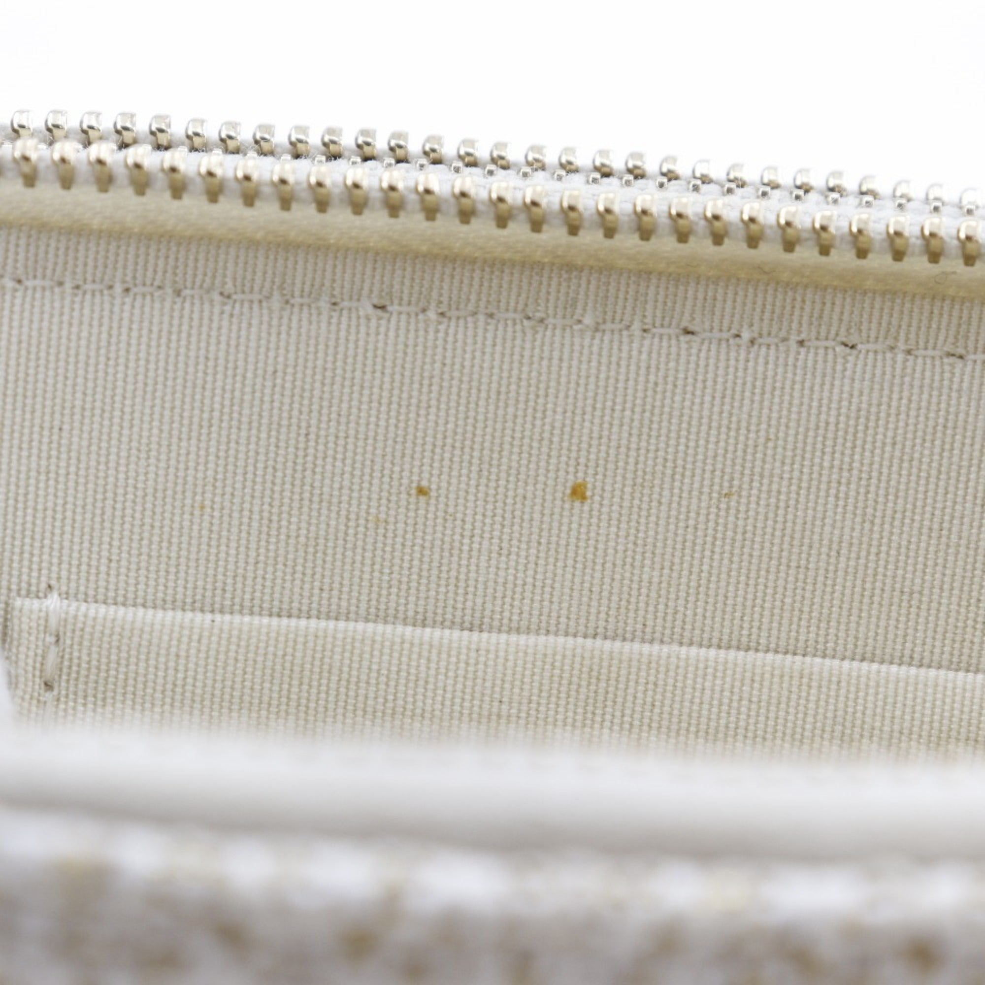 Chanel White Tweed Shoulder Bag