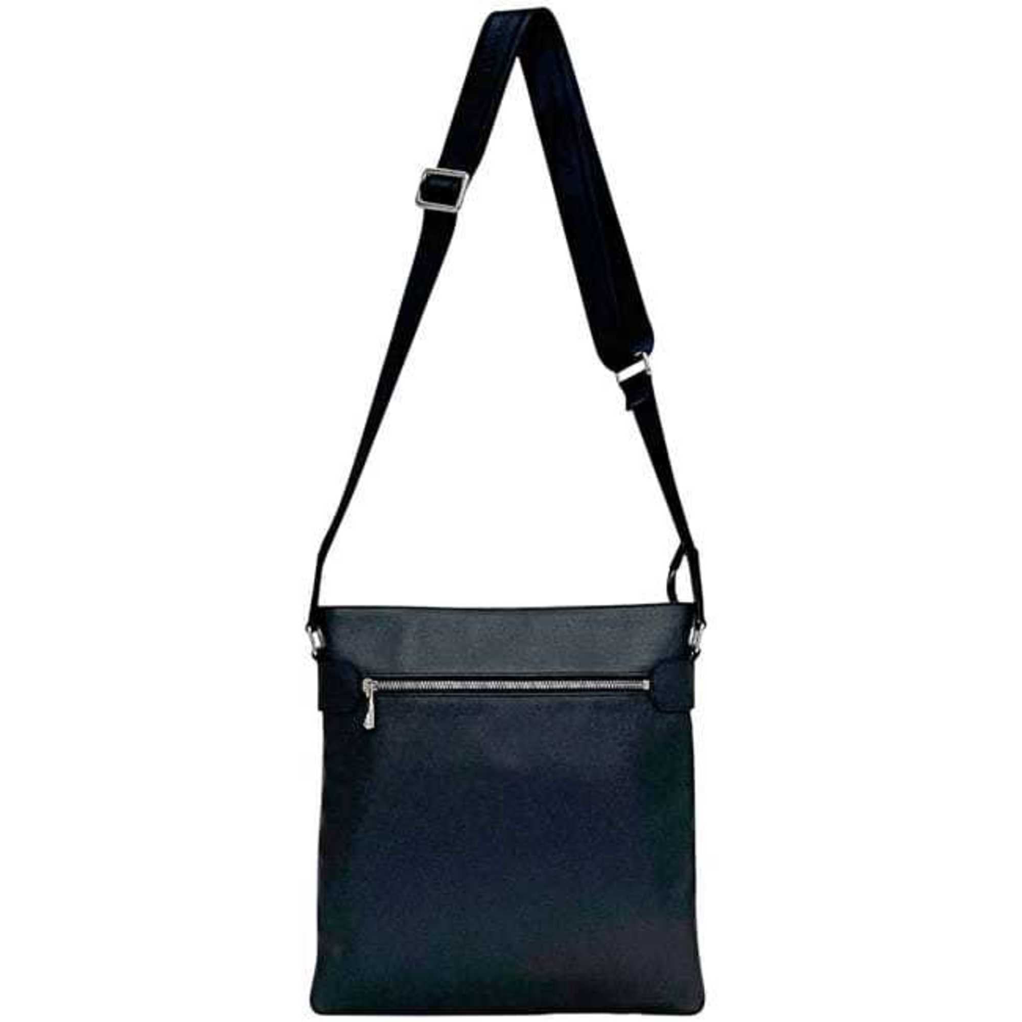 Louis Vuitton Taiga Boreal Navy Taiga Leather Shoulder Bag