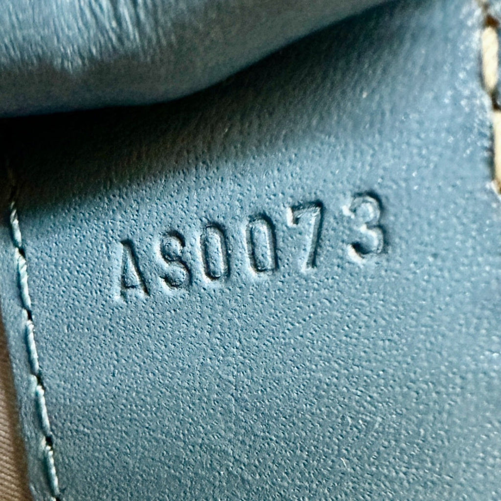 Louis Vuitton Blue Leather Handbag