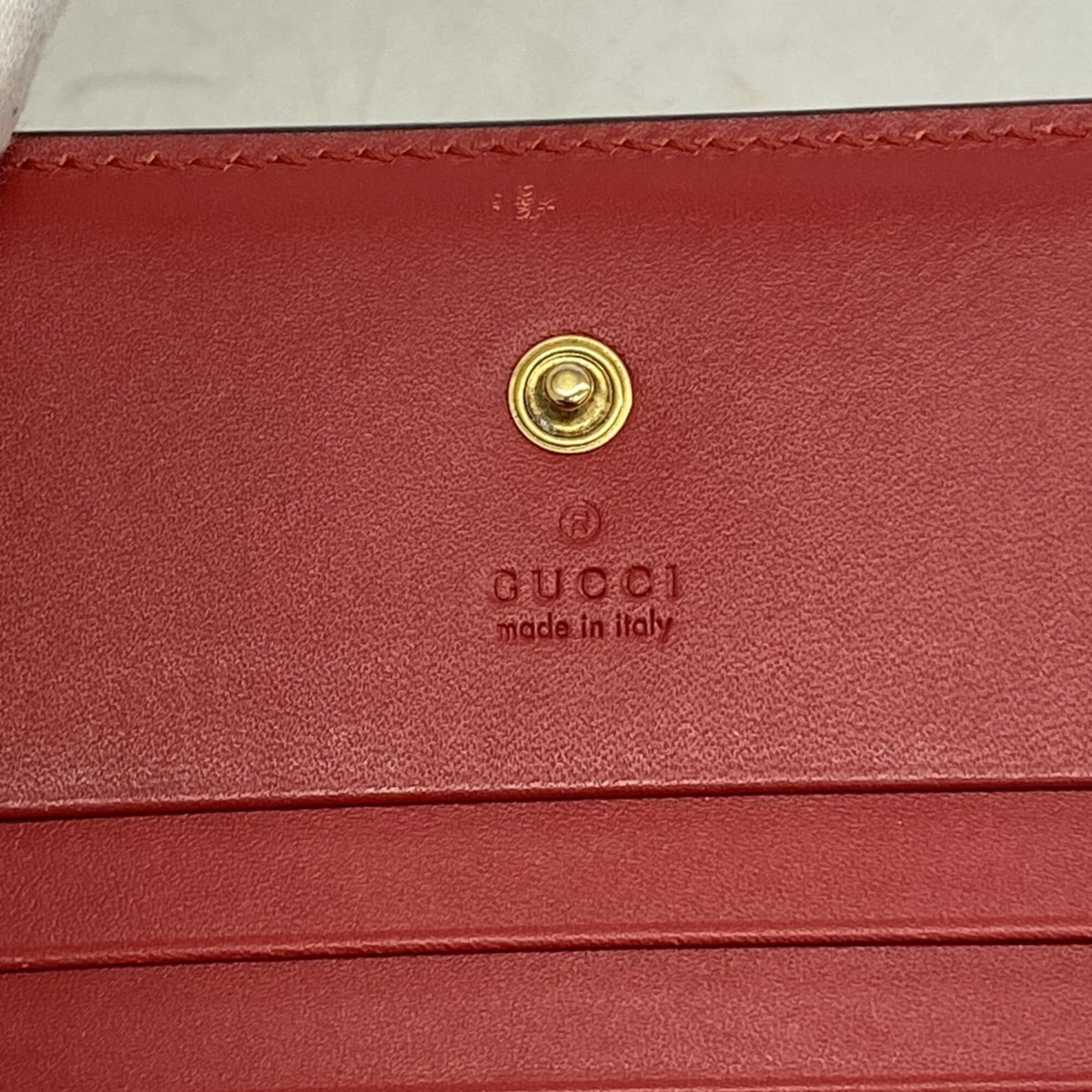 Gucci Brown Red Color Pvc Wallet (Bi-Fold) (Pre-Owned)