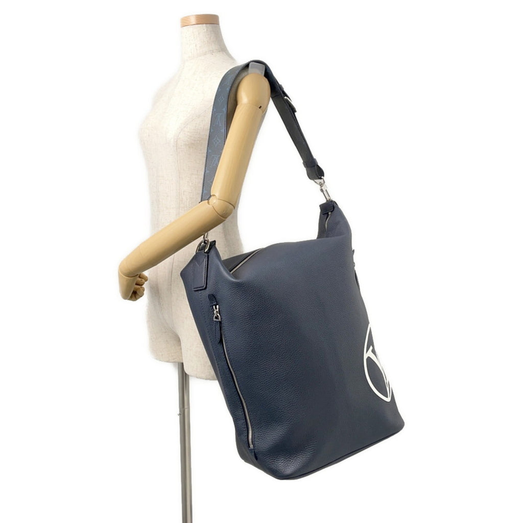 Louis Vuitton Navy Leather Shoulder Bag