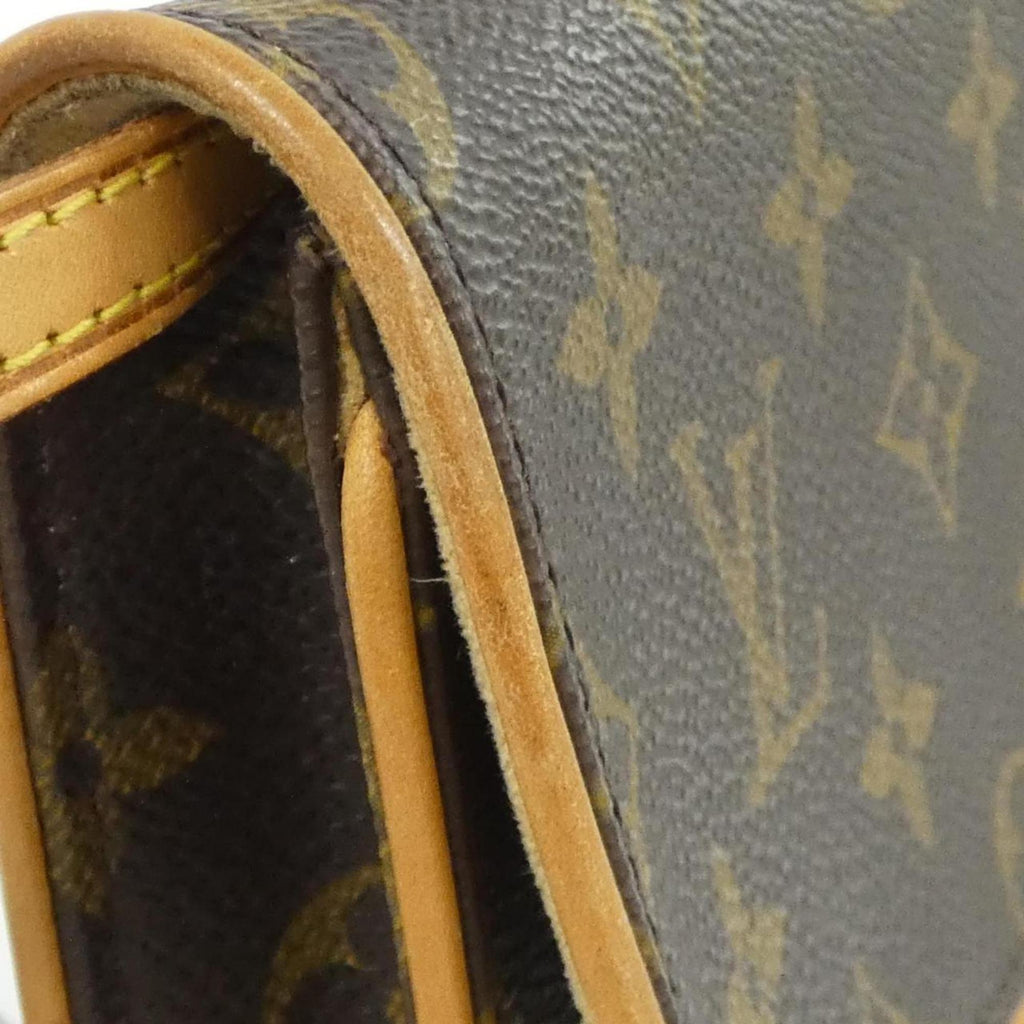 Louis Vuitton Marron Coated Canvas Pochette Shoulder Bag