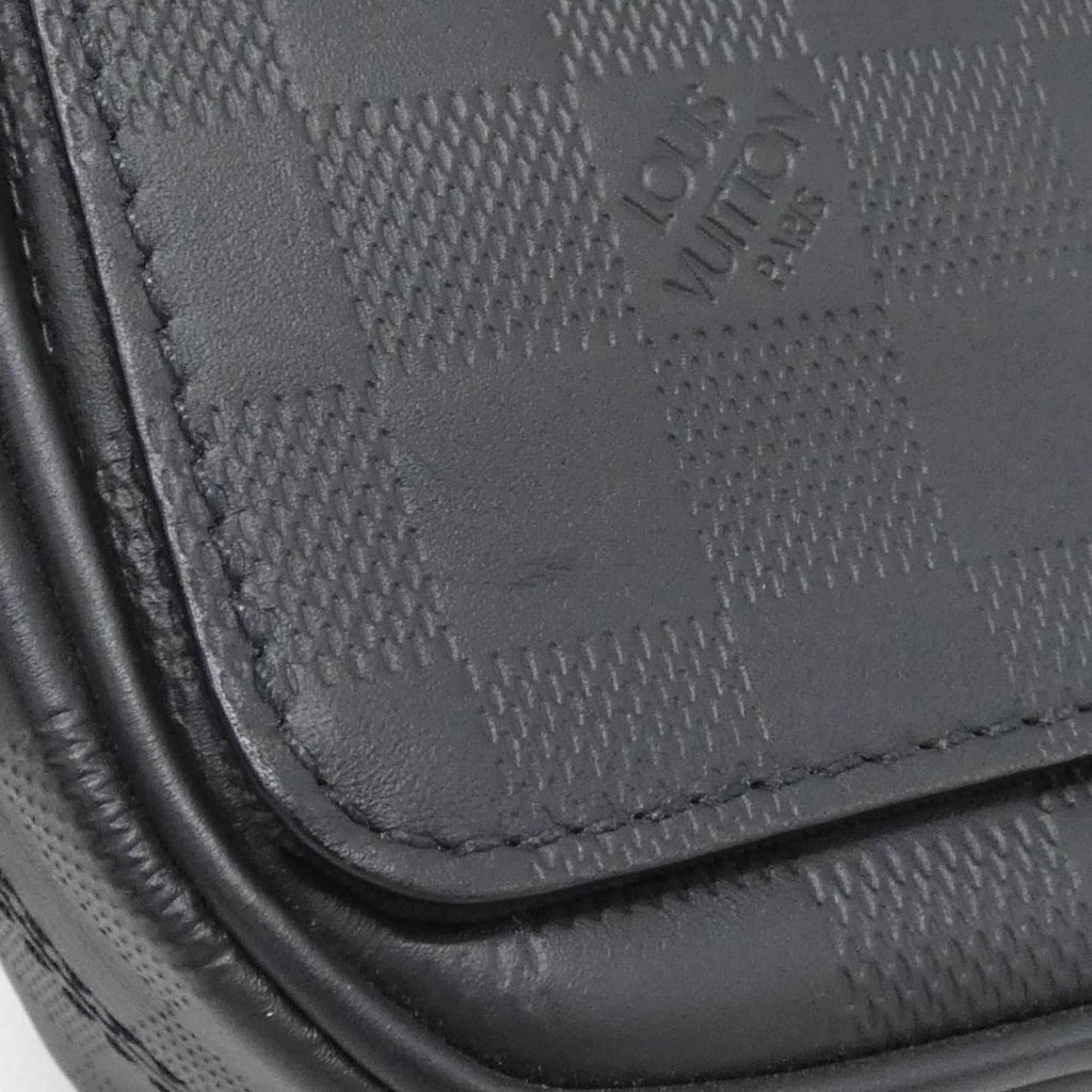 Louis Vuitton Black Leather Shoulder Bag