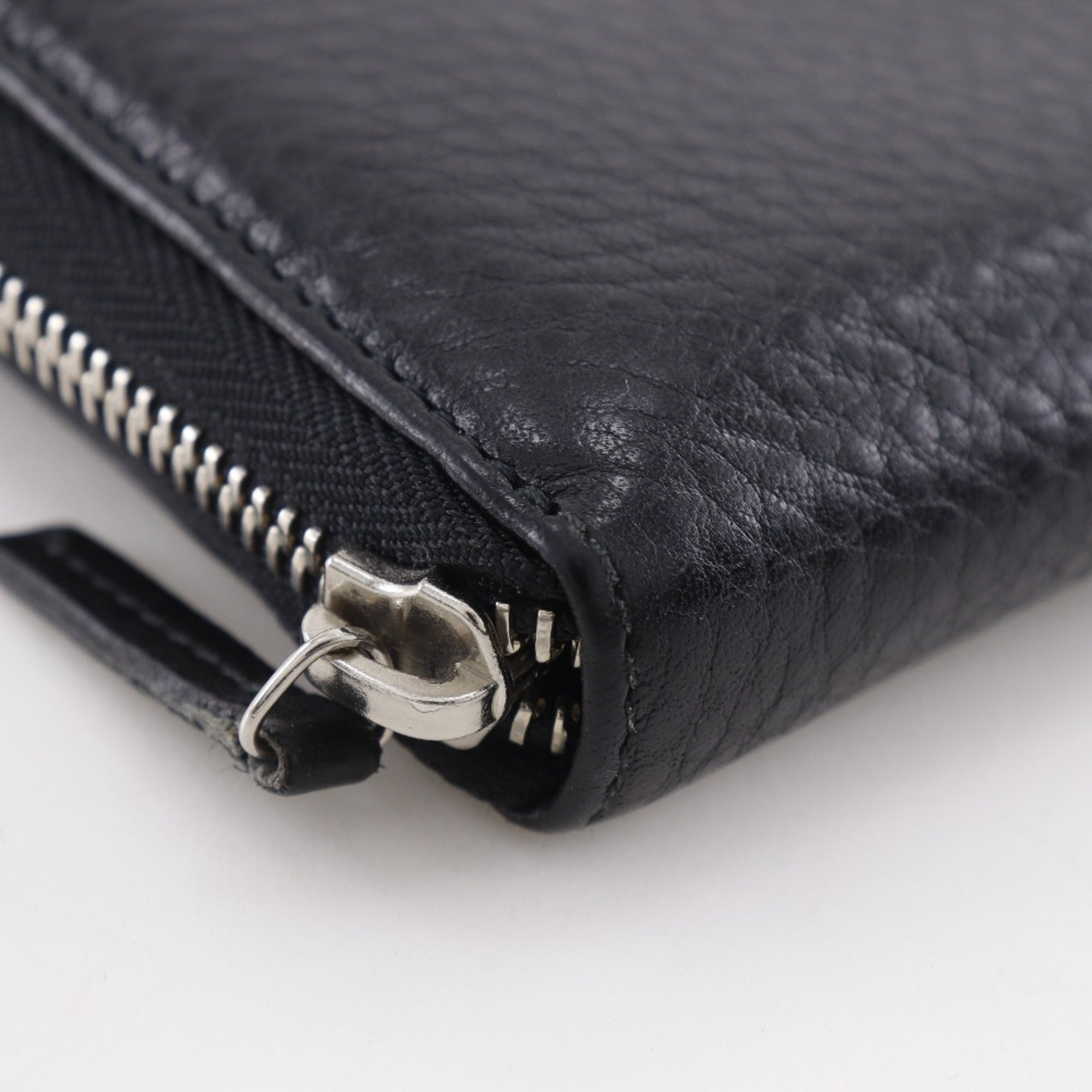 Gucci Black Leather Long Wallet (Bi-Fold) (Pre-Owned)