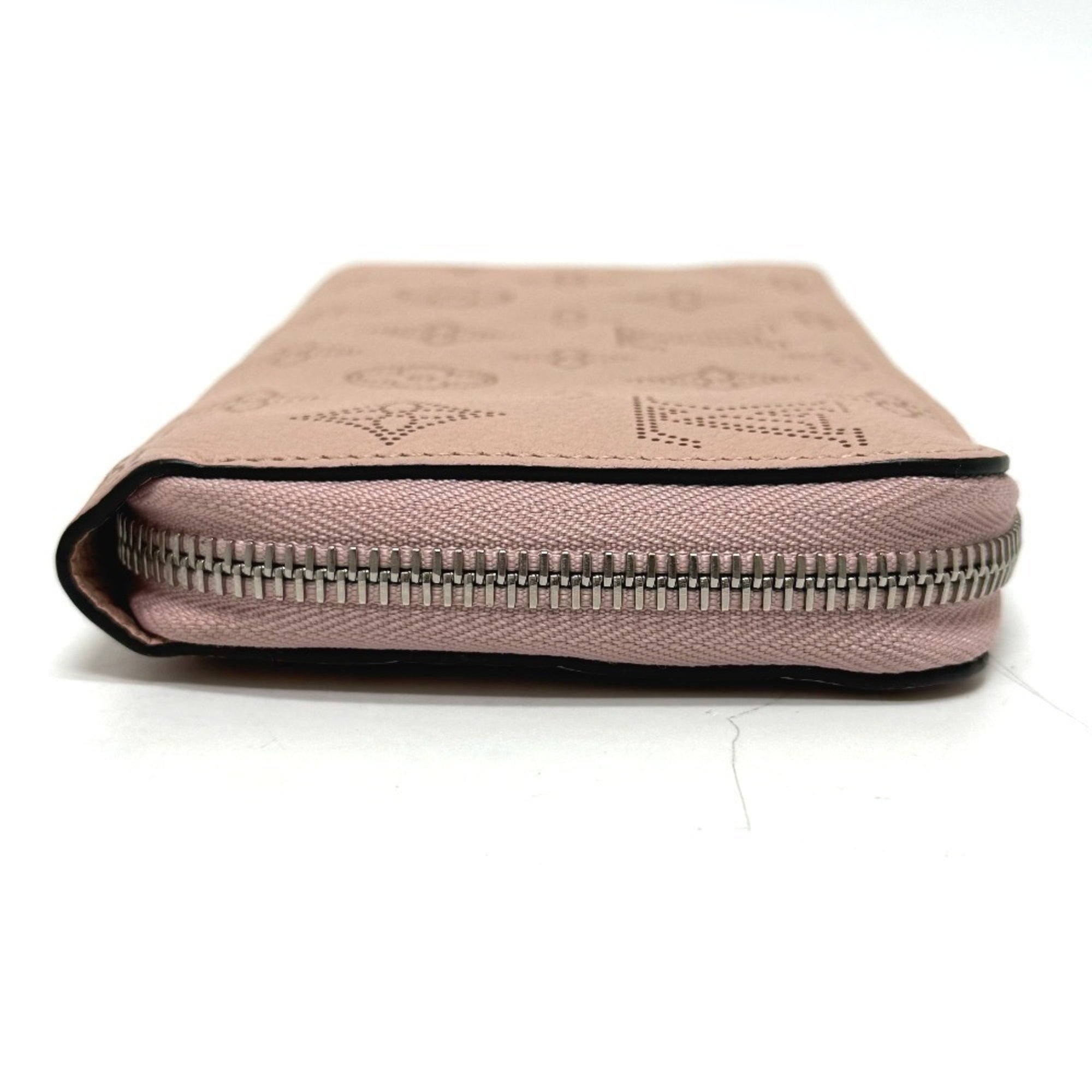 Louis Vuitton Mahina Magnolia Mahina Leather Long Wallet