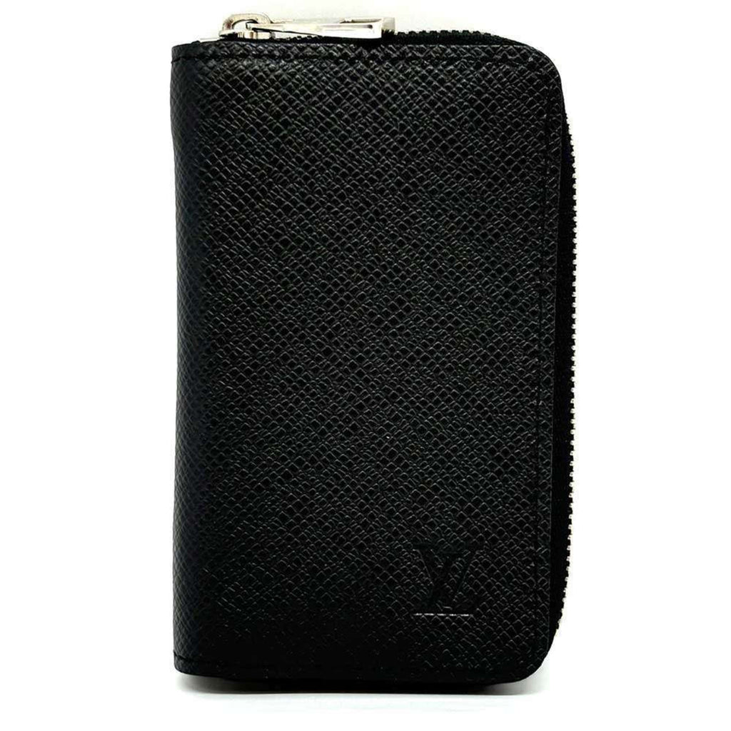 Louis Vuitton Taiga Leather Coin Purse/Coin Case