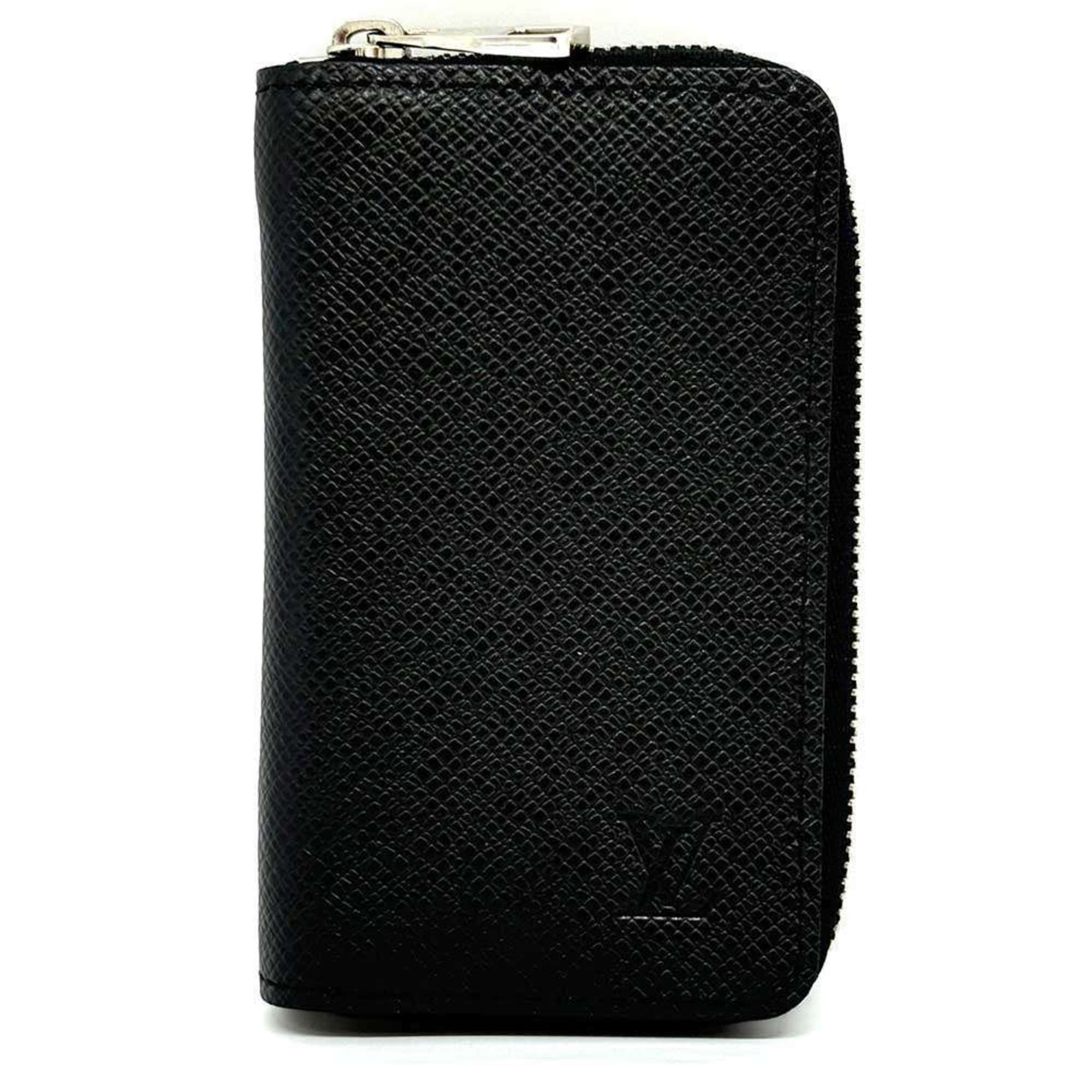 Louis Vuitton Taiga Leather Coin Purse/Coin Case