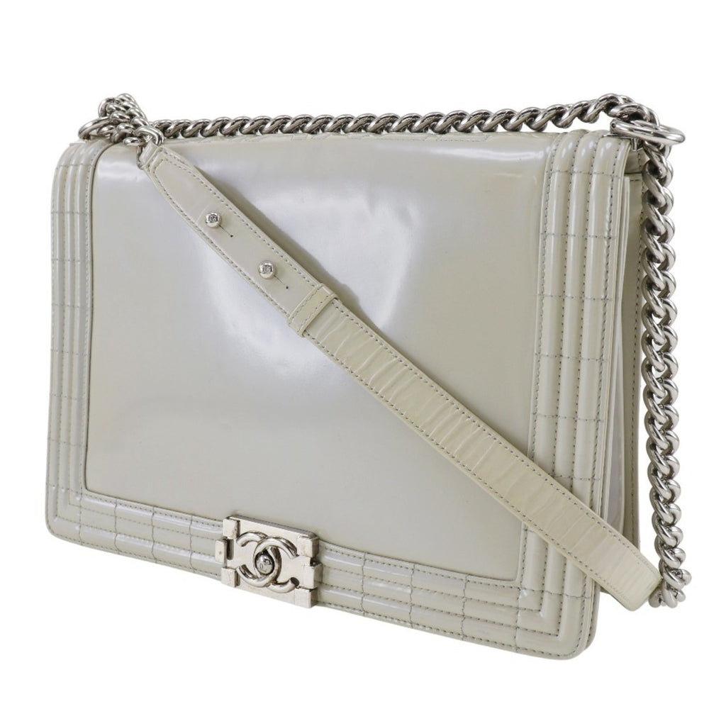 Chanel White Leather Shoulder Bag