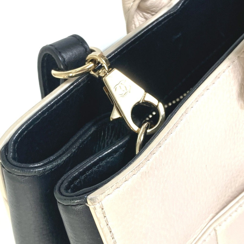 Chanel Beige Leather Handbag