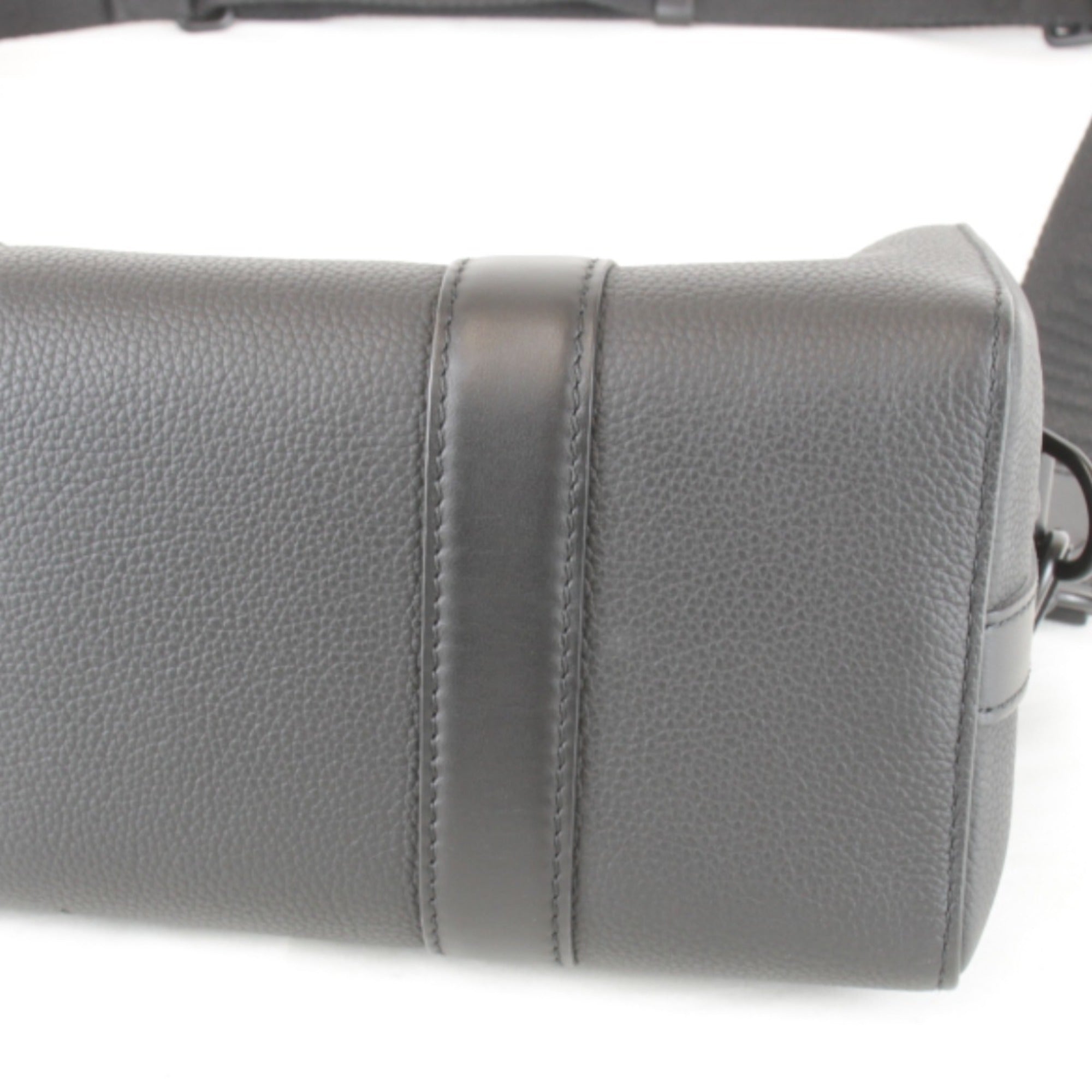 Louis Vuitton Black Leather Shoulder Bag