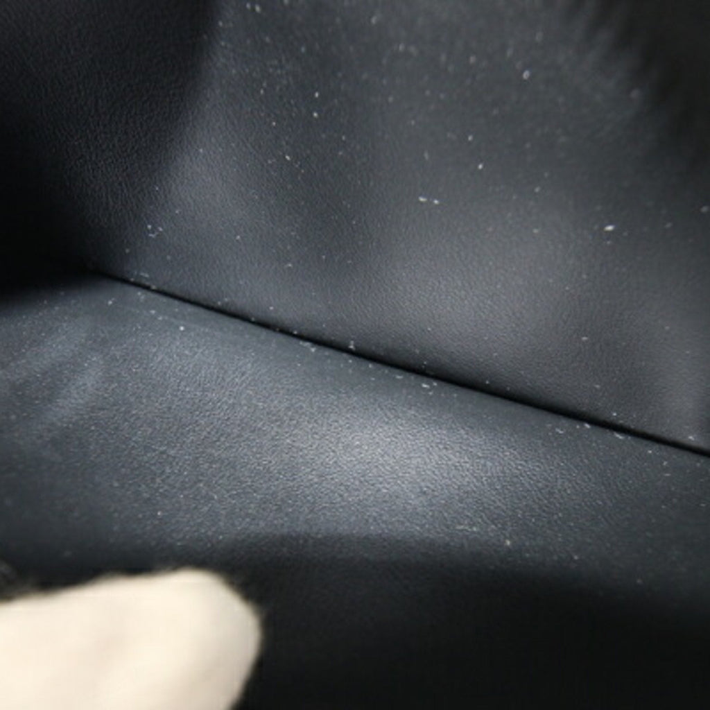 Louis Vuitton Black Noir Taiga Leather Leather Long Wallet