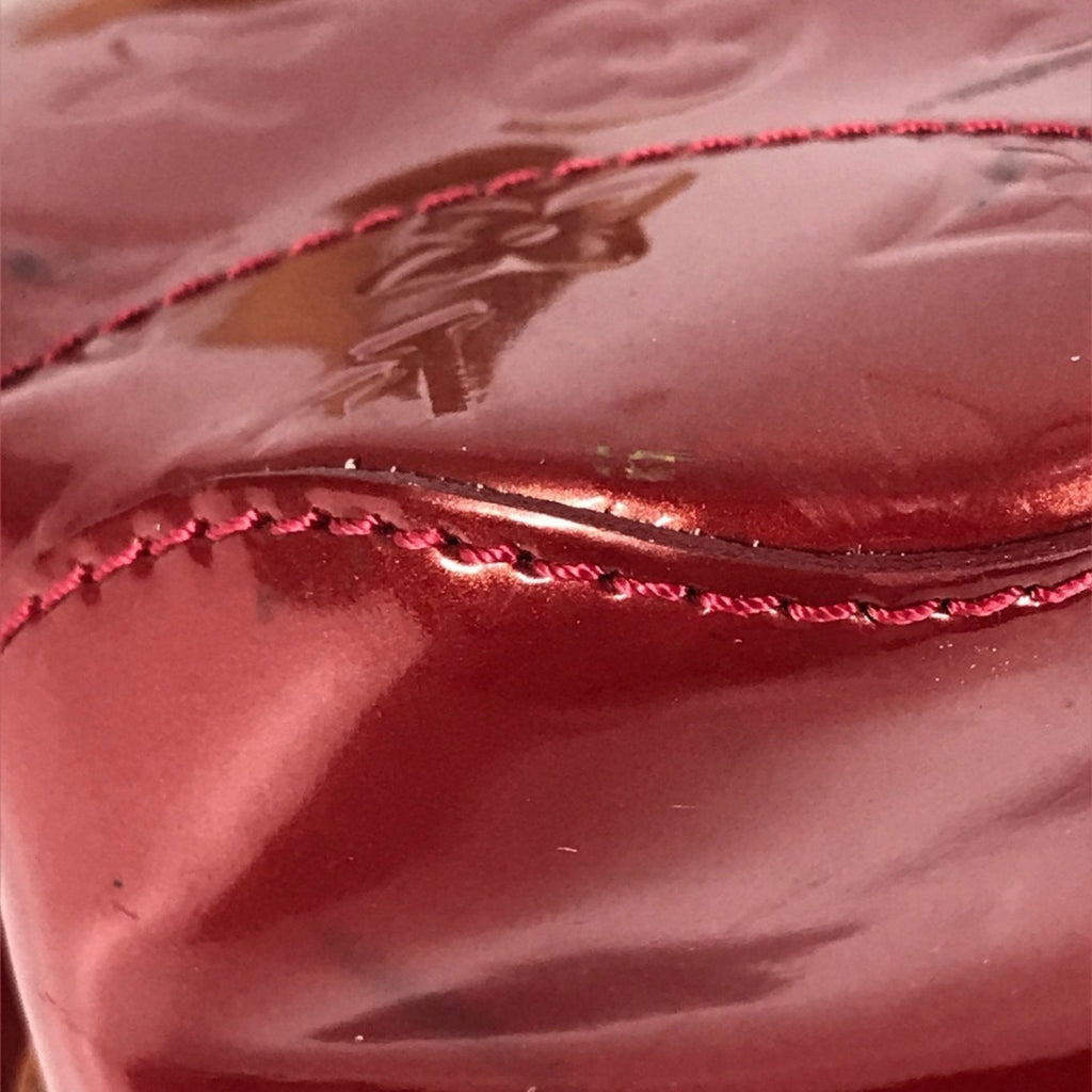 Louis Vuitton Pomme D'amour Red Color Monogram Vernis Shoulder Bag Tote Bag