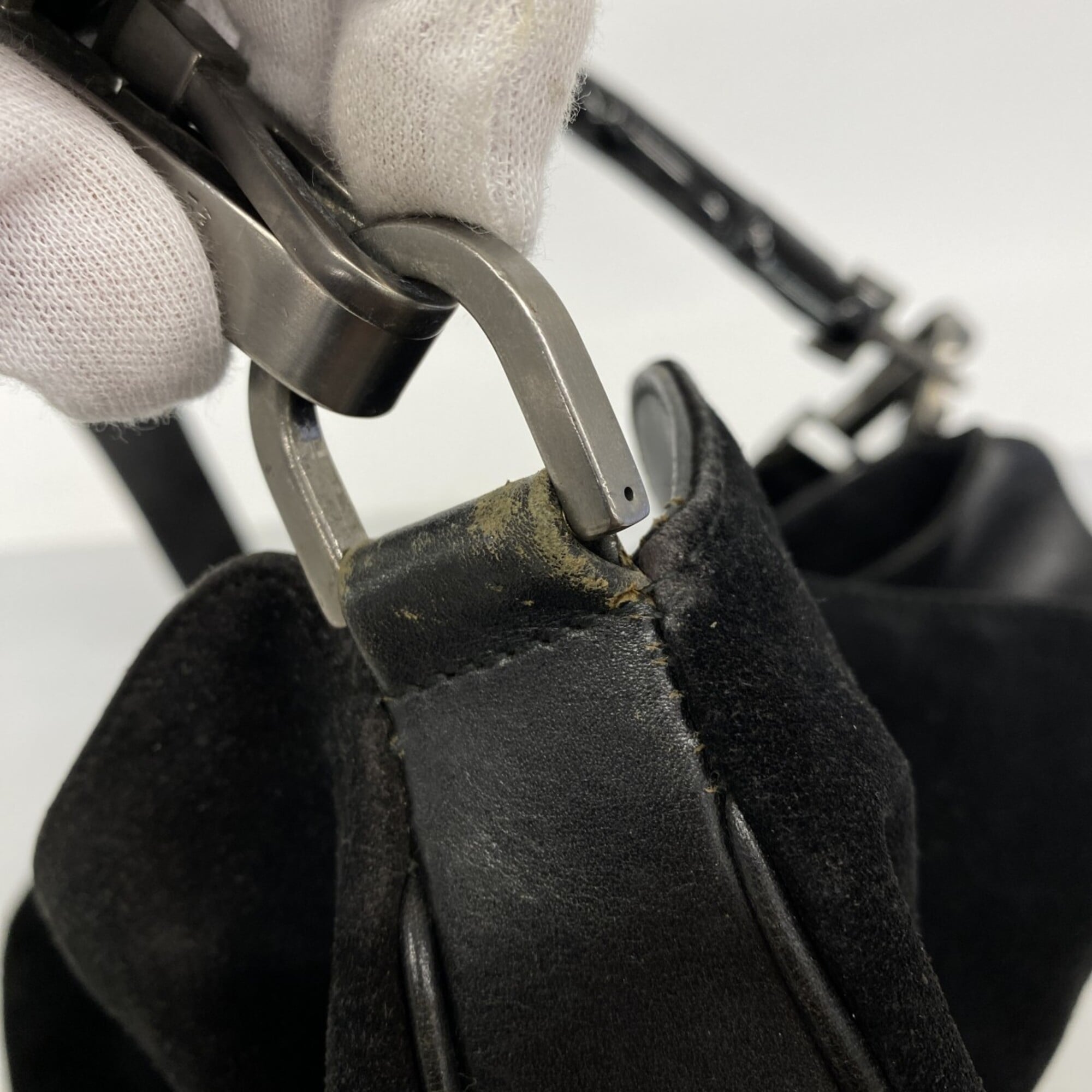 Gucci Black Suede Handbag (Pre-Owned)