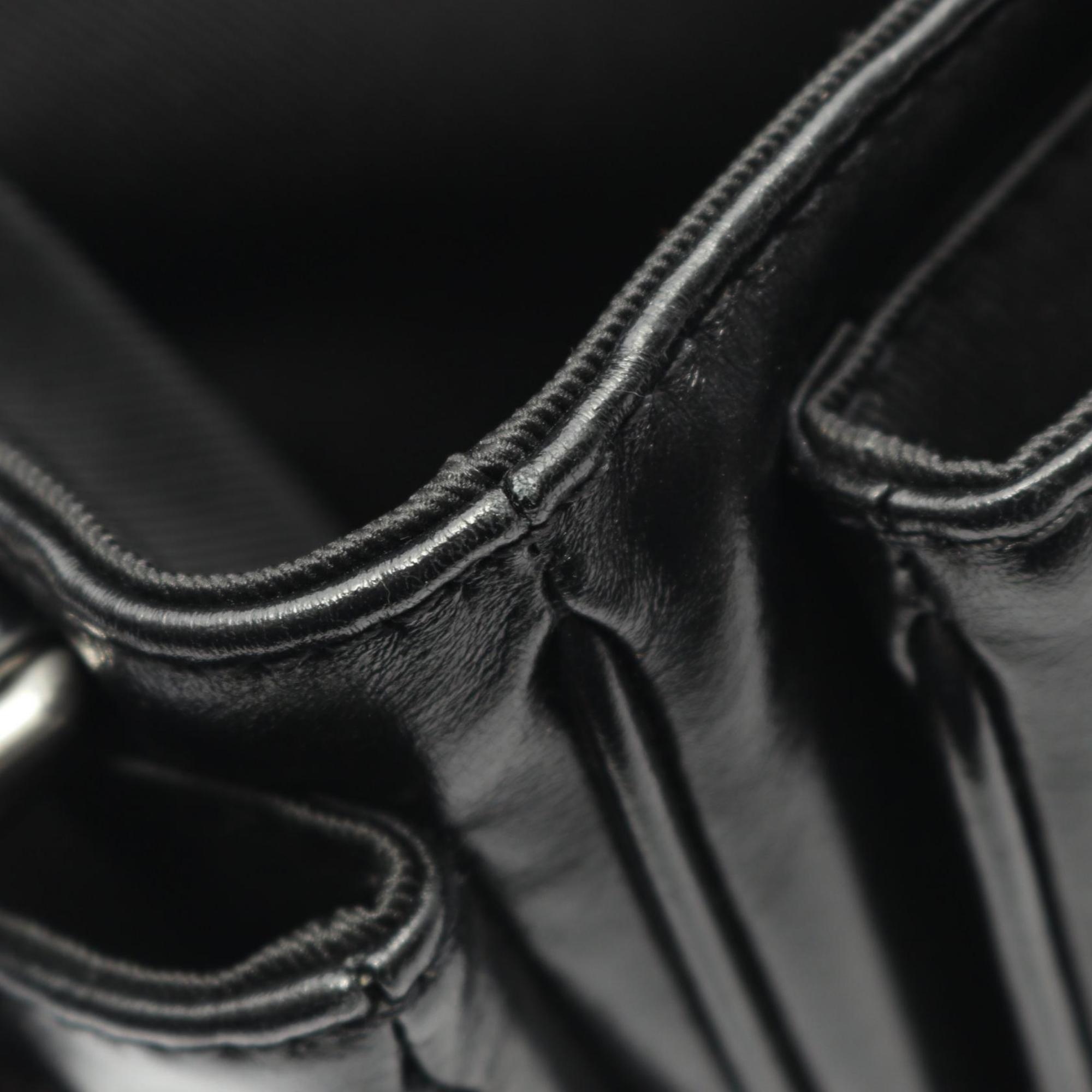Louis Vuitton Black Leather Shoulder Bag