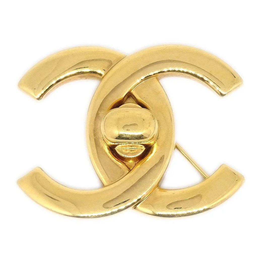 Chanel Turnlock Brooch Gold 96P