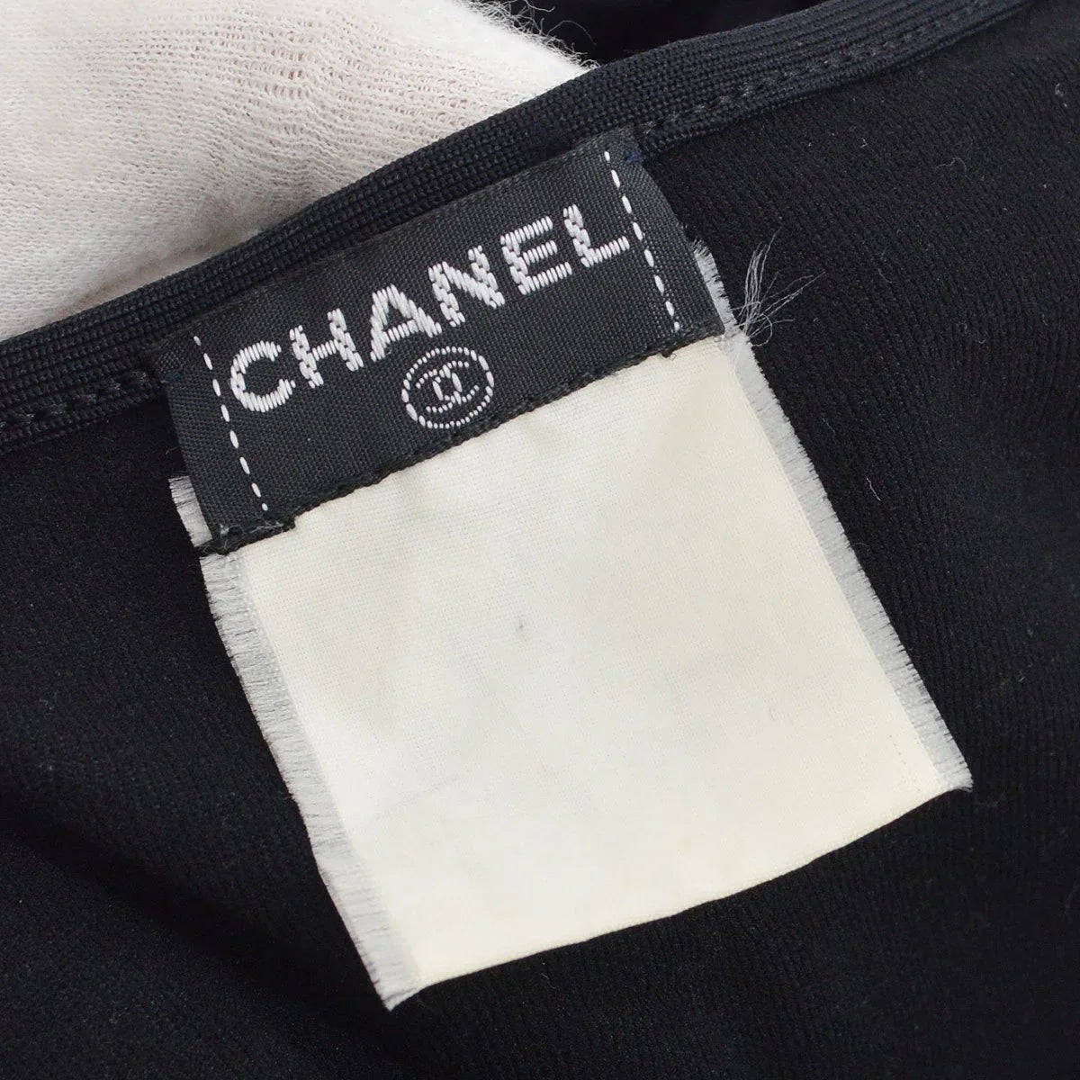 Chanel 1997 Spring CC logo-embroidered cropped T-shirt